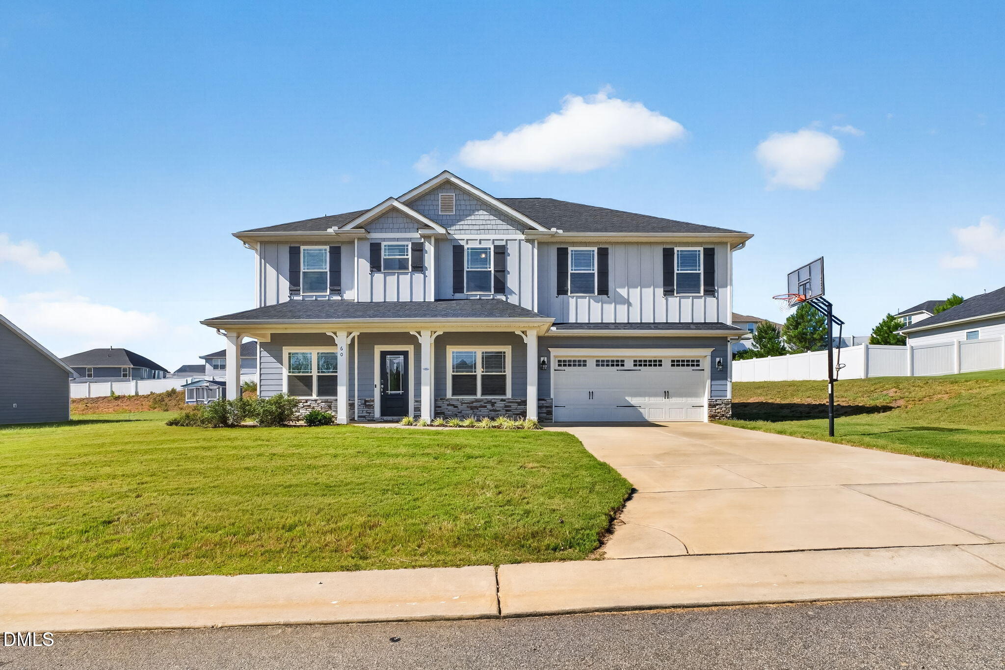60 Newport Landing Property Photo 8