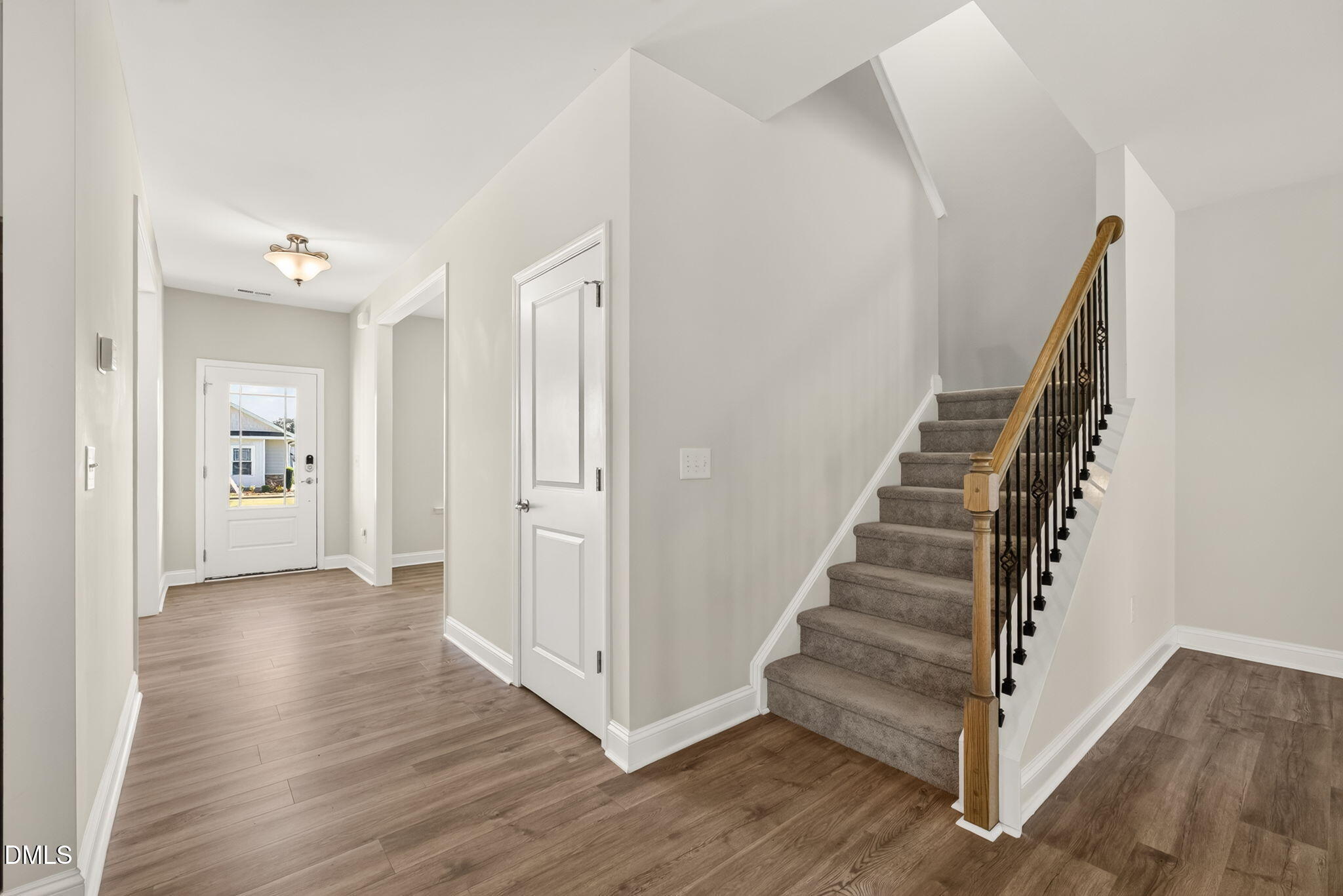 60 Newport Landing Property Photo 11
