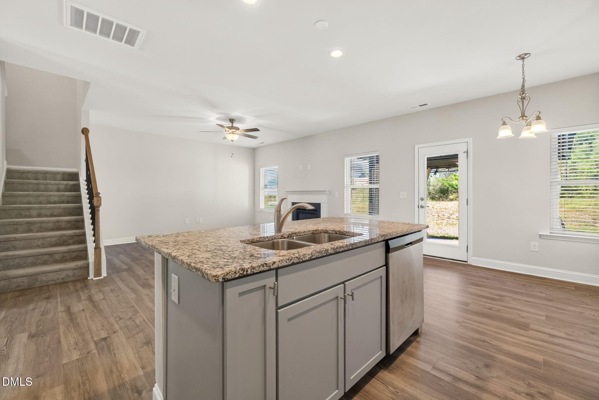 60 Newport Landing Property Photo 23