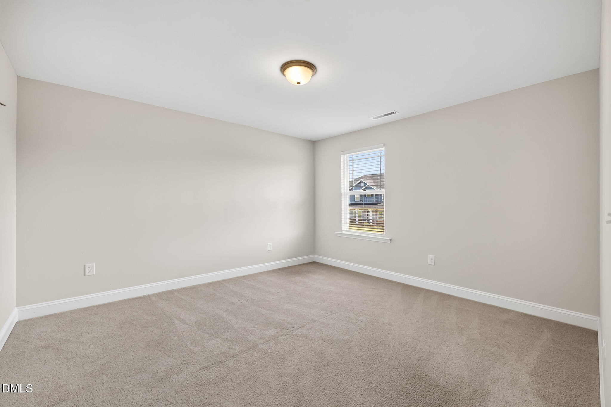 60 Newport Landing Property Photo 30