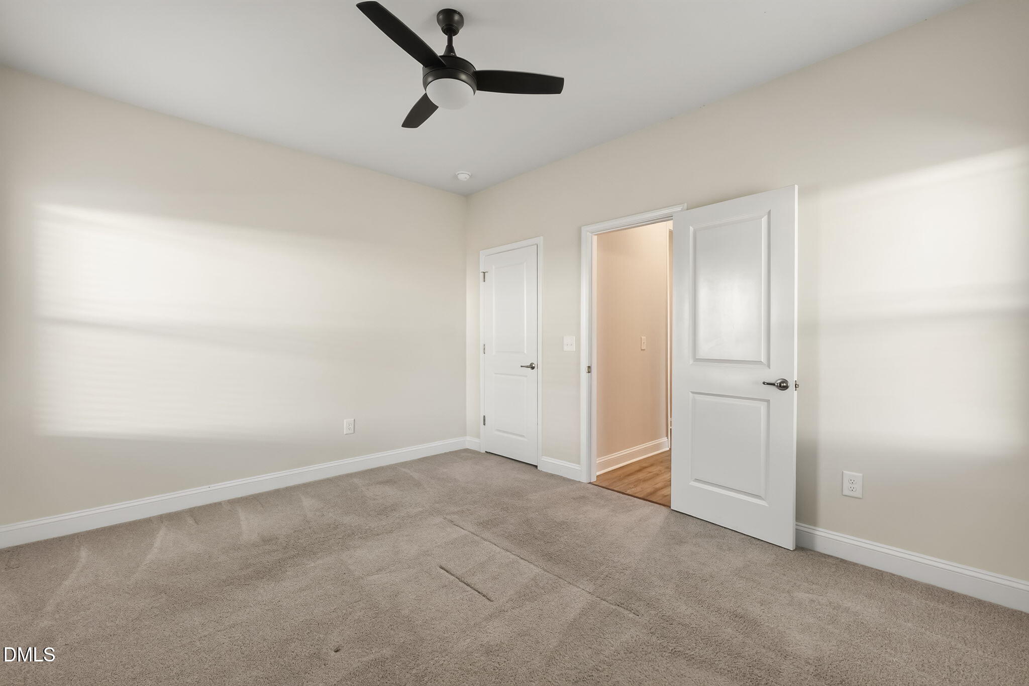 60 Newport Landing Property Photo 31
