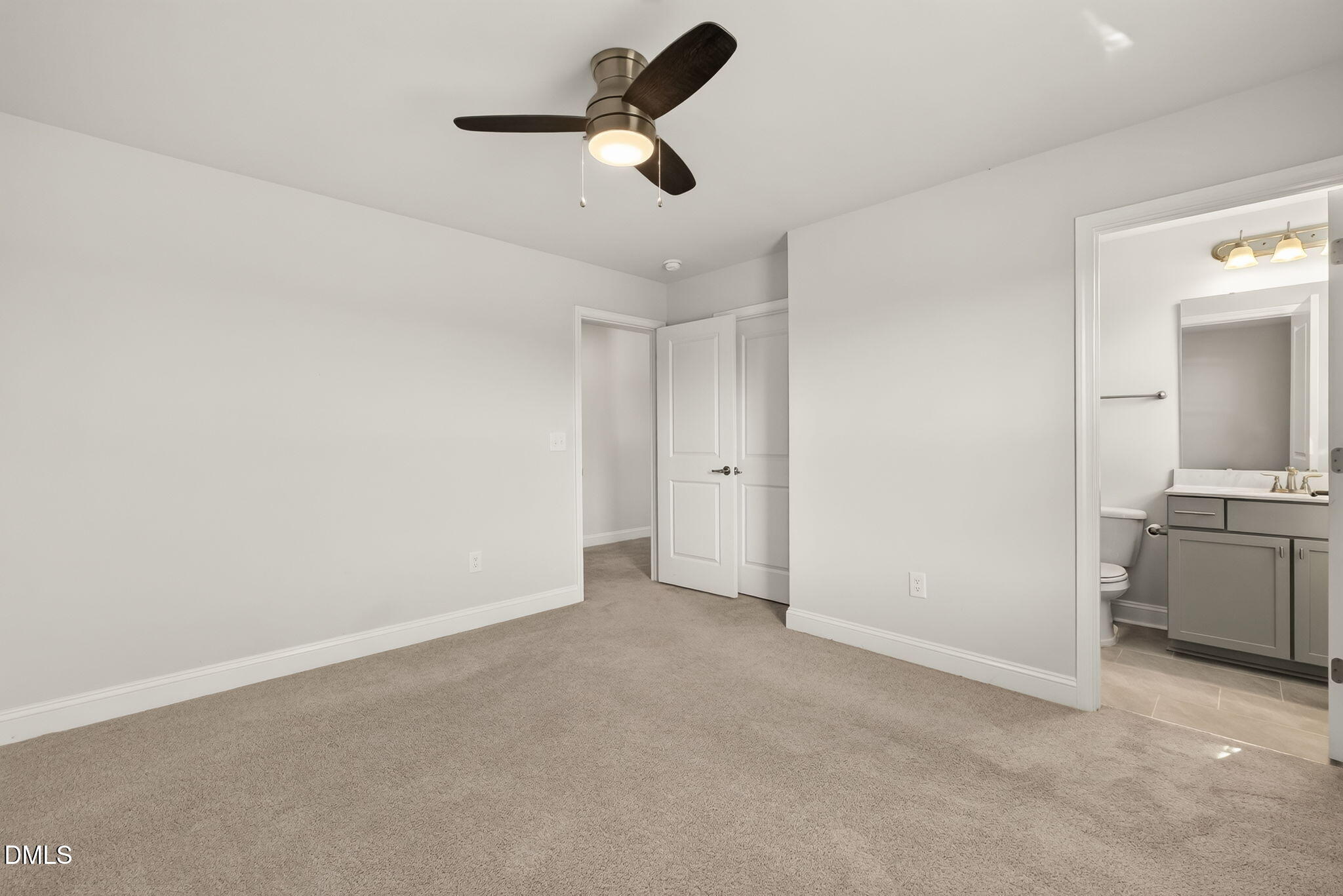 60 Newport Landing Property Photo 33