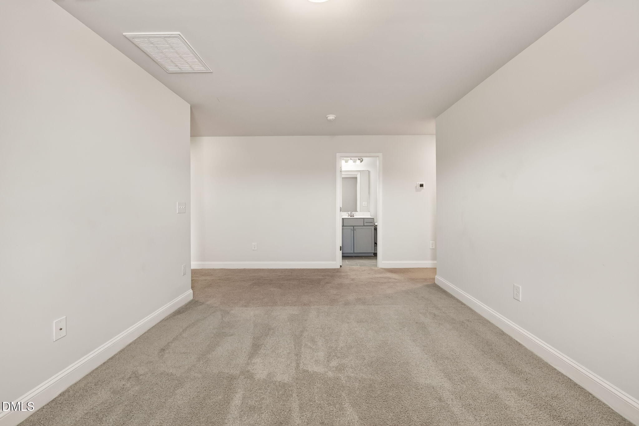 60 Newport Landing Property Photo 39