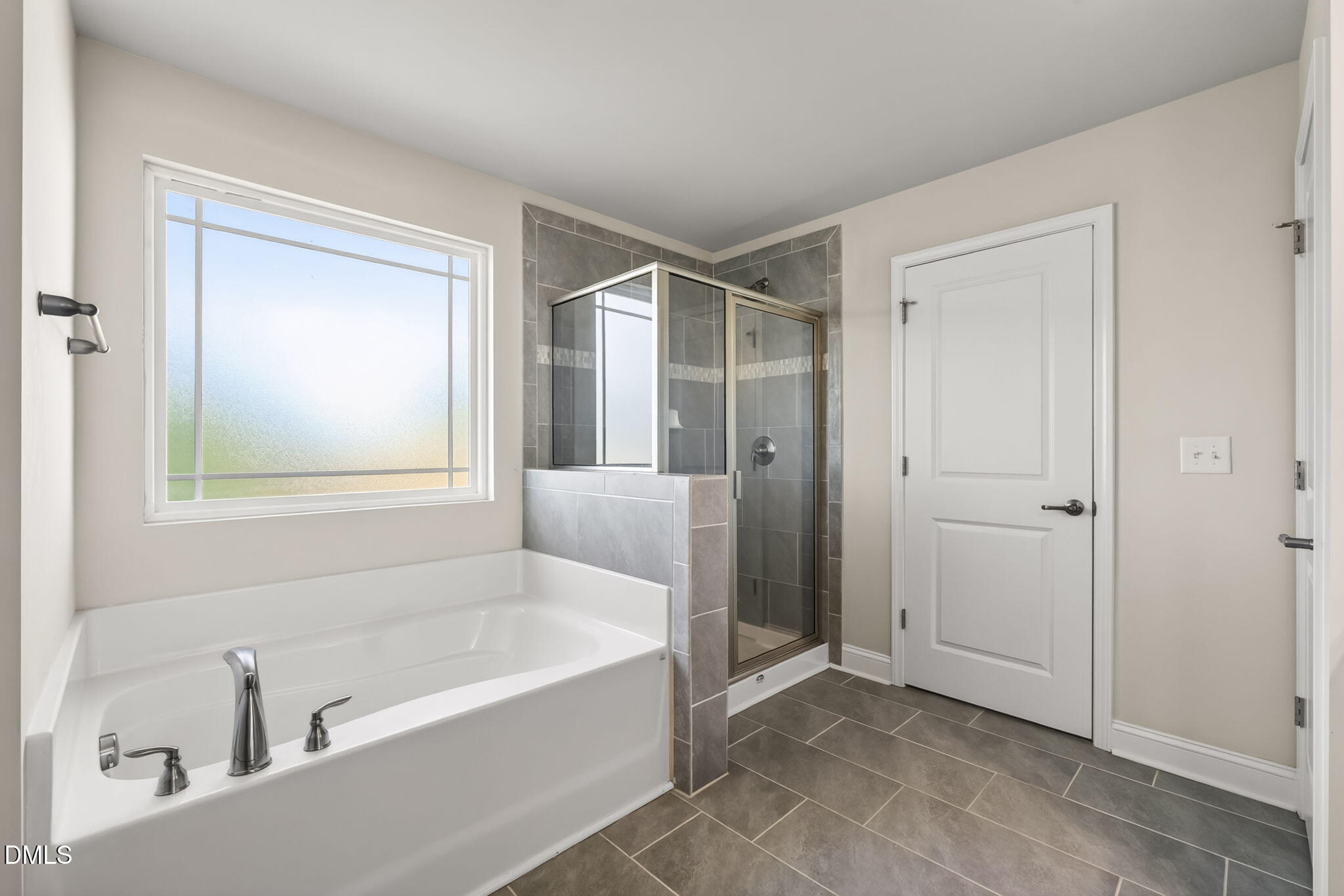 60 Newport Landing Property Photo 47