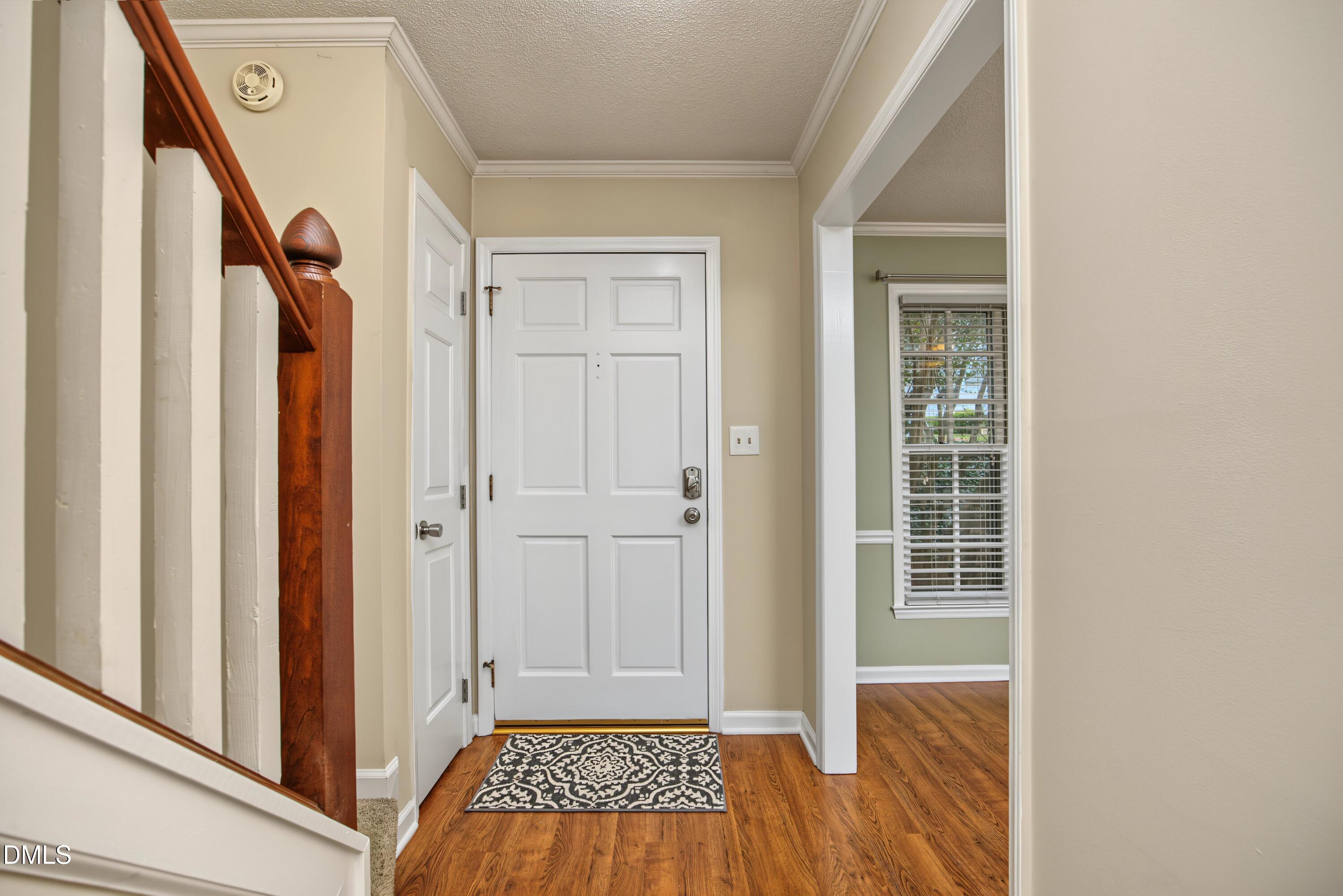 148 Greenmont Lane Property Photo 4