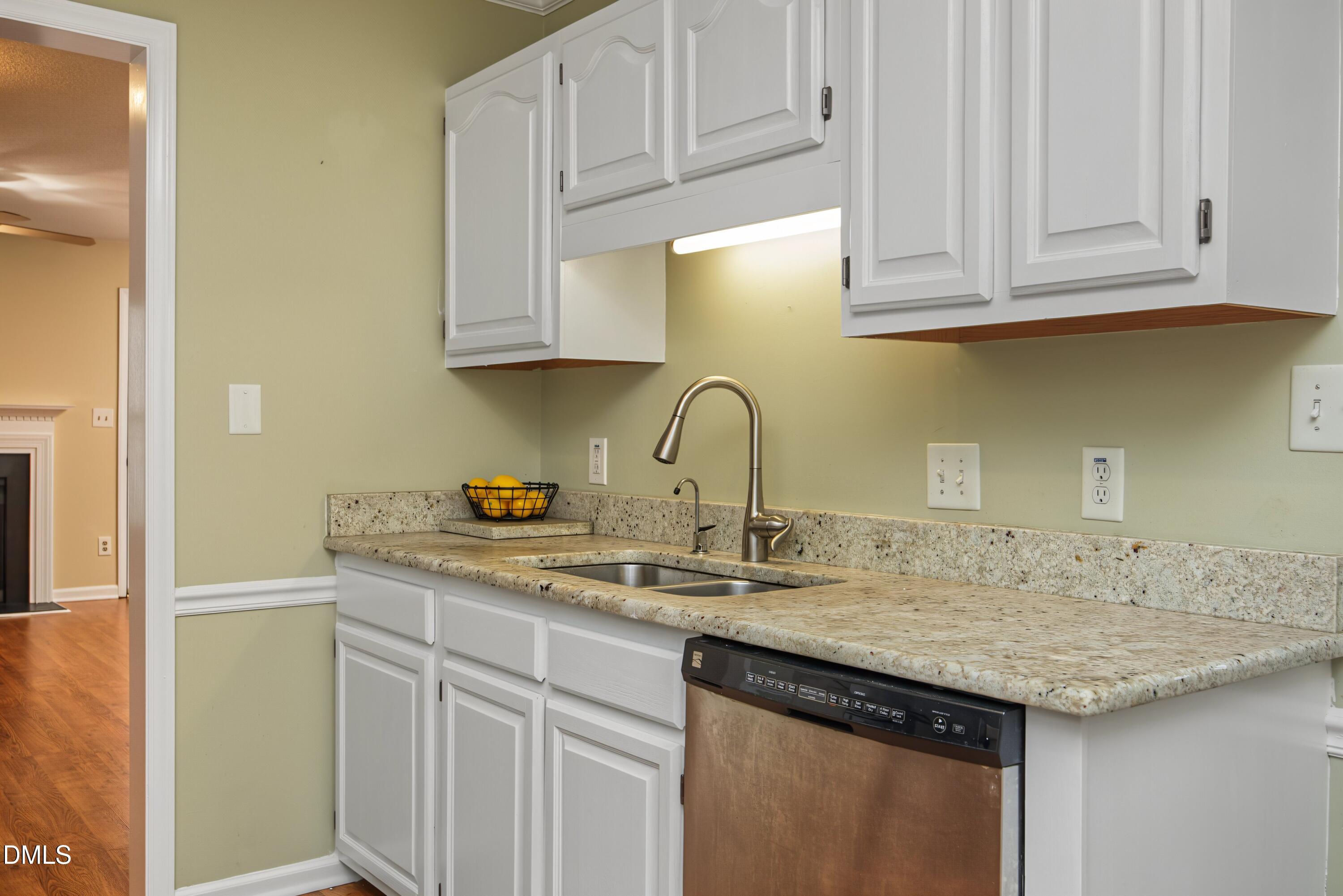 148 Greenmont Lane Property Photo 7