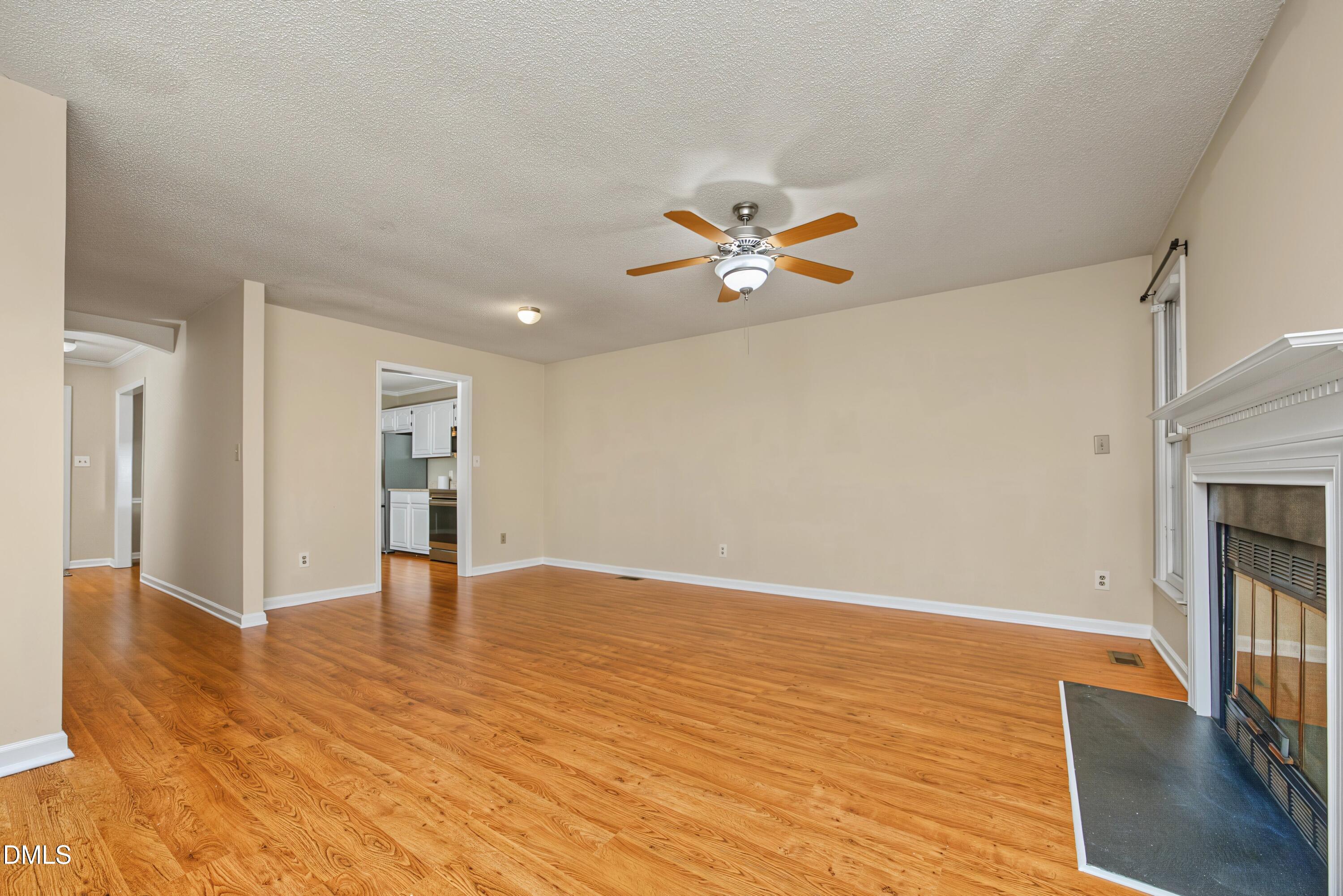 148 Greenmont Lane Property Photo 13