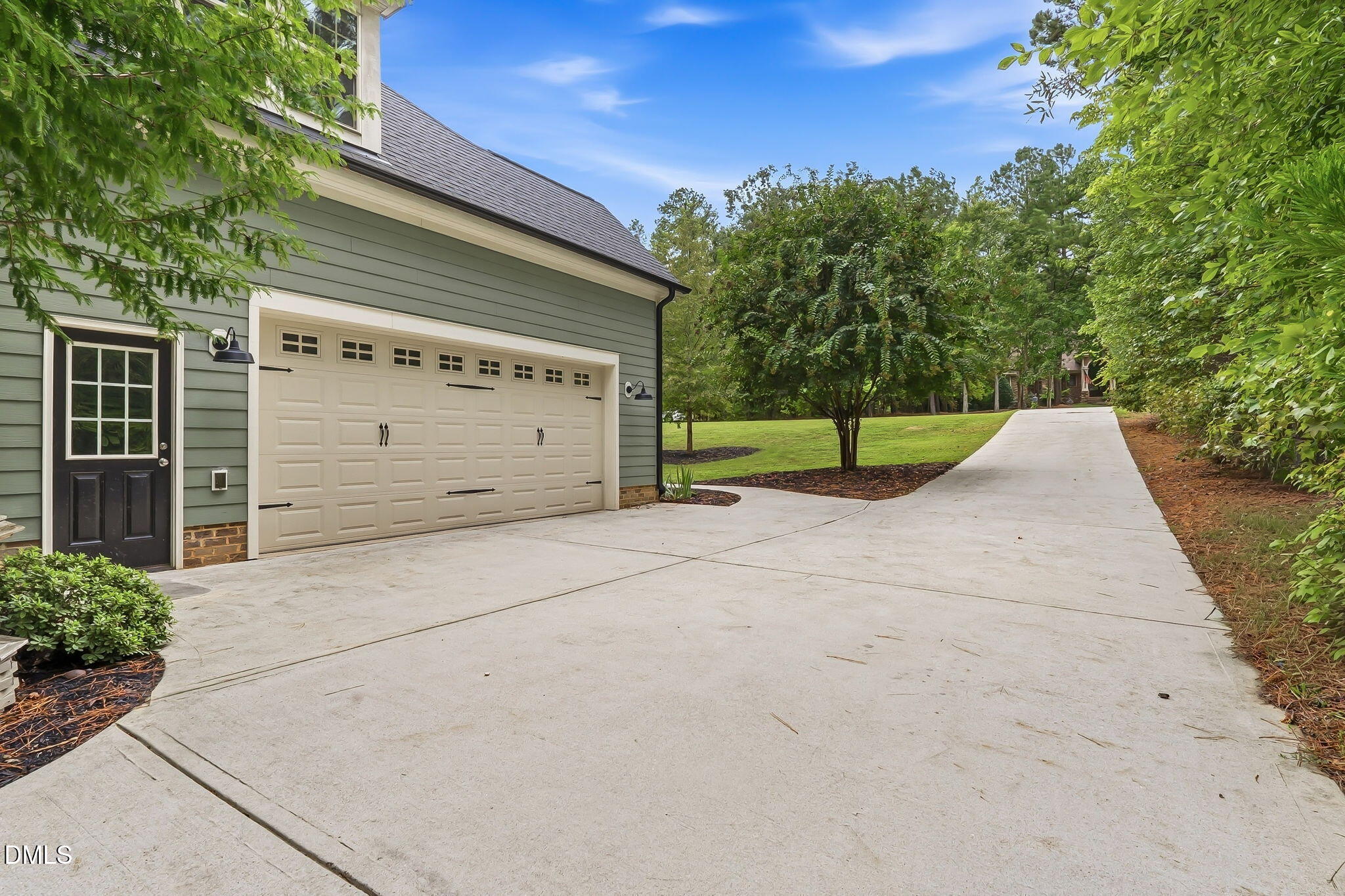 2044 Silverleaf Drive Property Photo 13