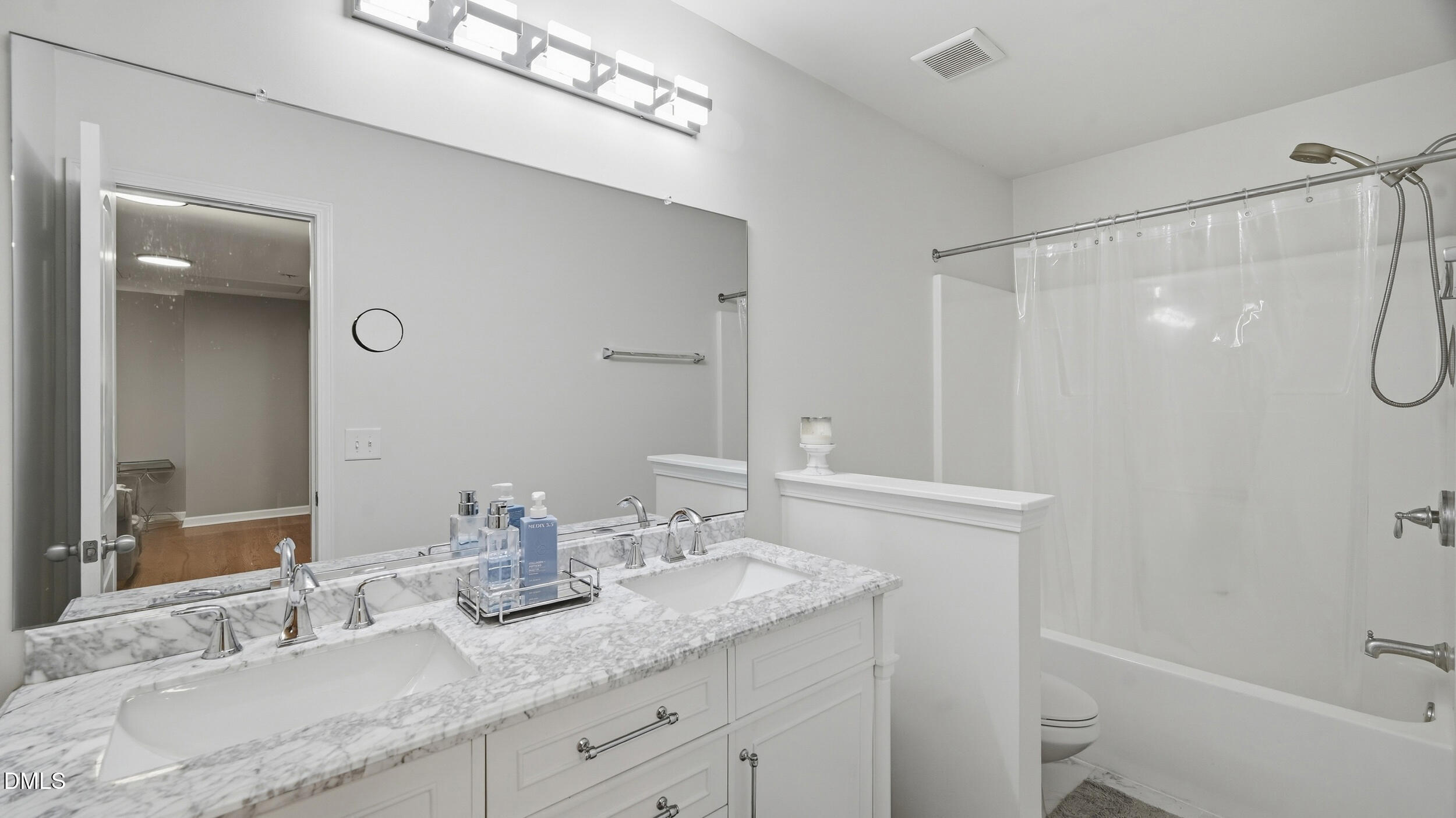 1017 Scotch Pine Way Property Photo 26