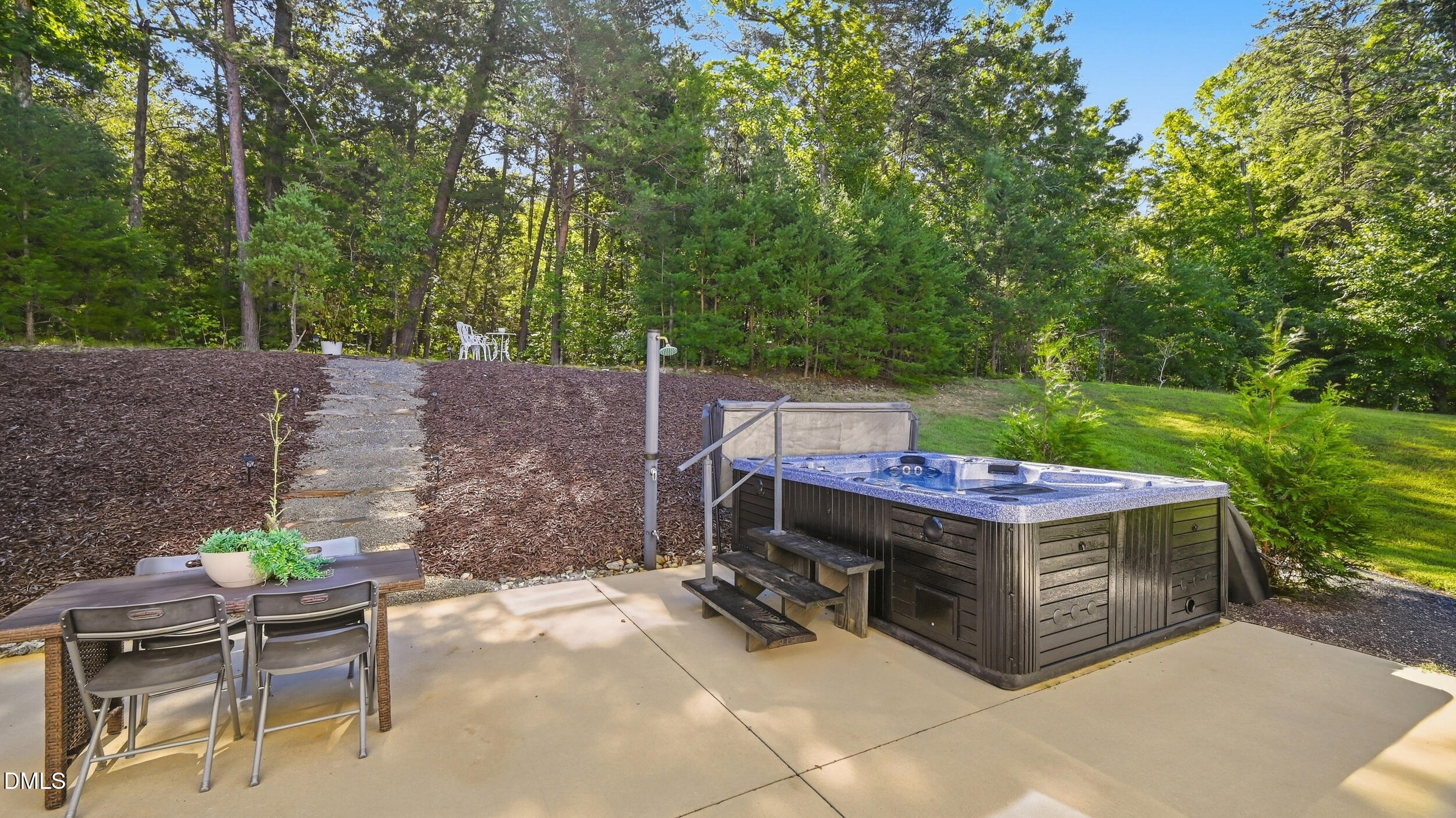 1017 Scotch Pine Way Property Photo 40