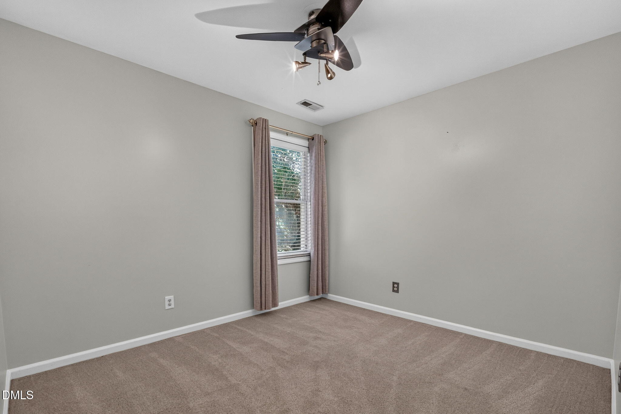 5405 Green Feather Lane Property Photo 34