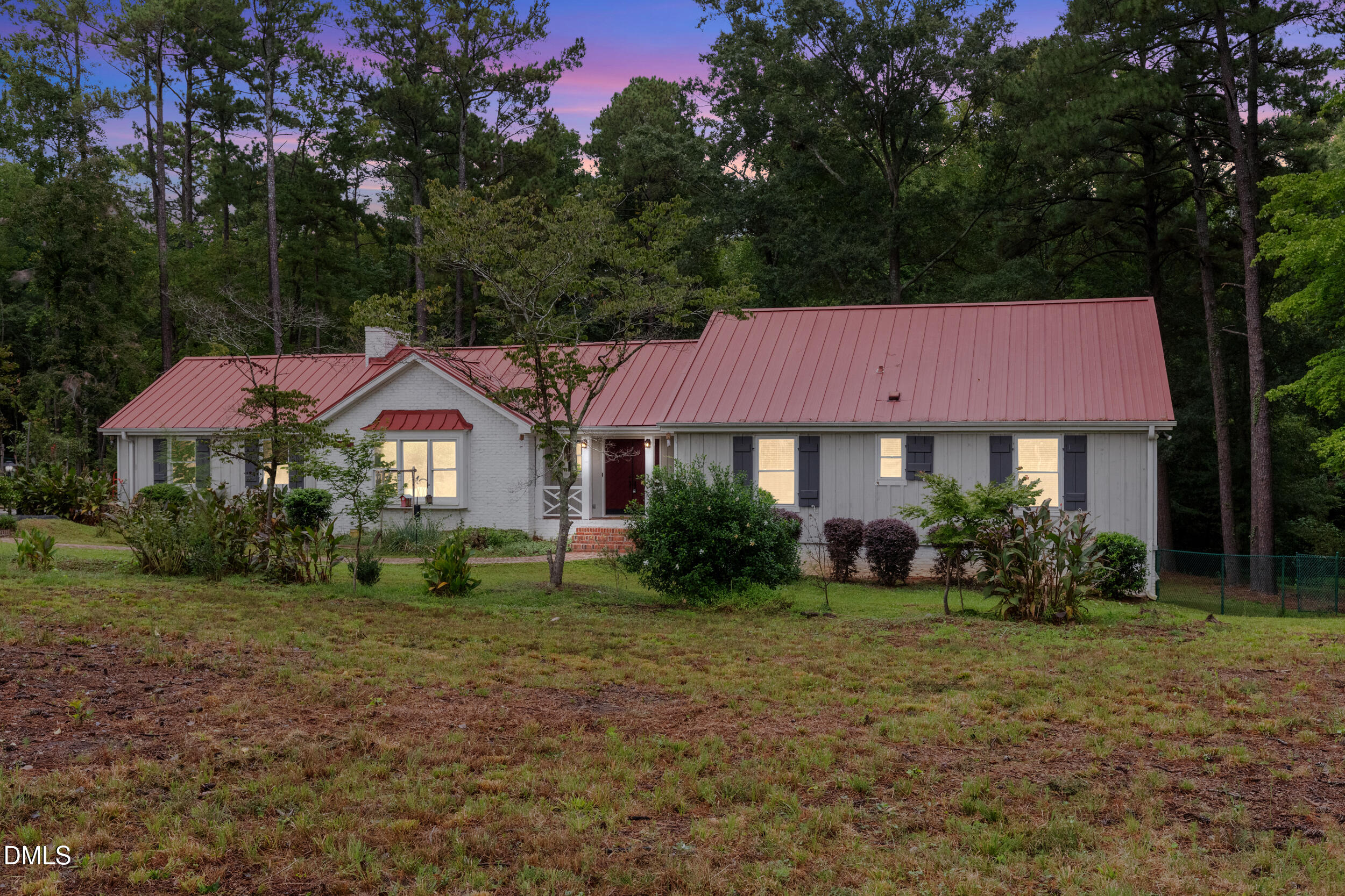 2329 Win Road Property Photo 1