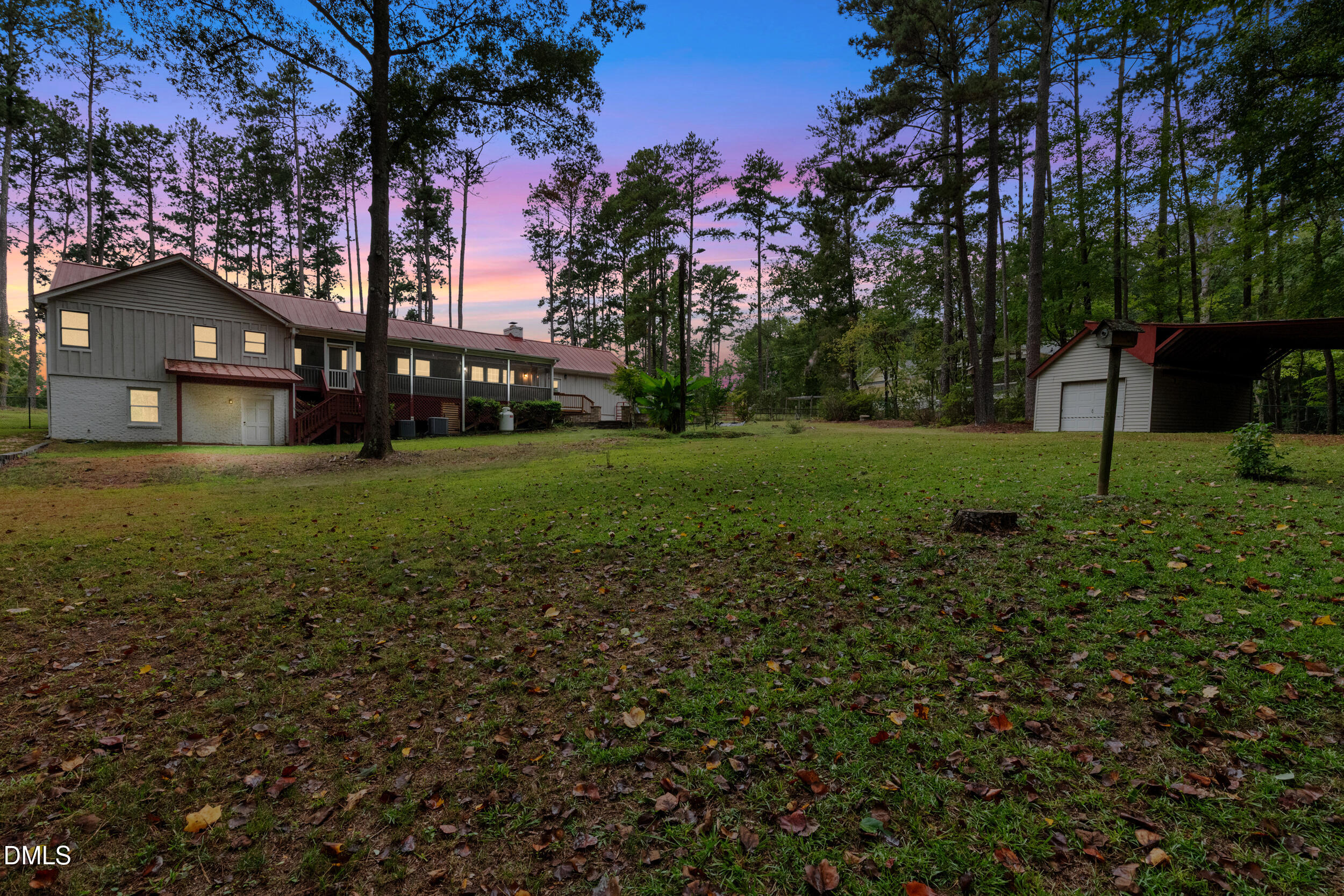 2329 Win Road Property Photo 3
