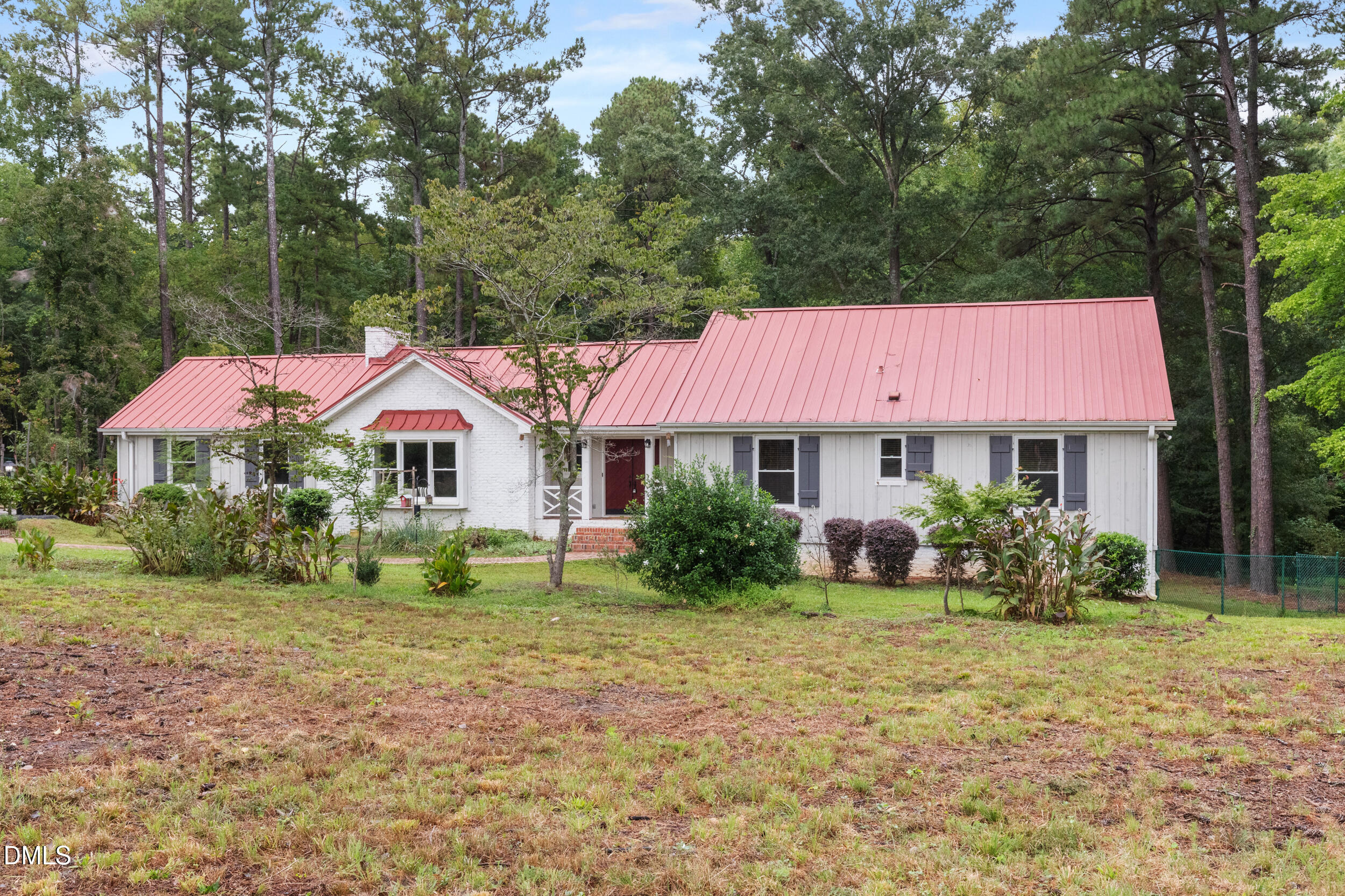 2329 Win Road Property Photo 7