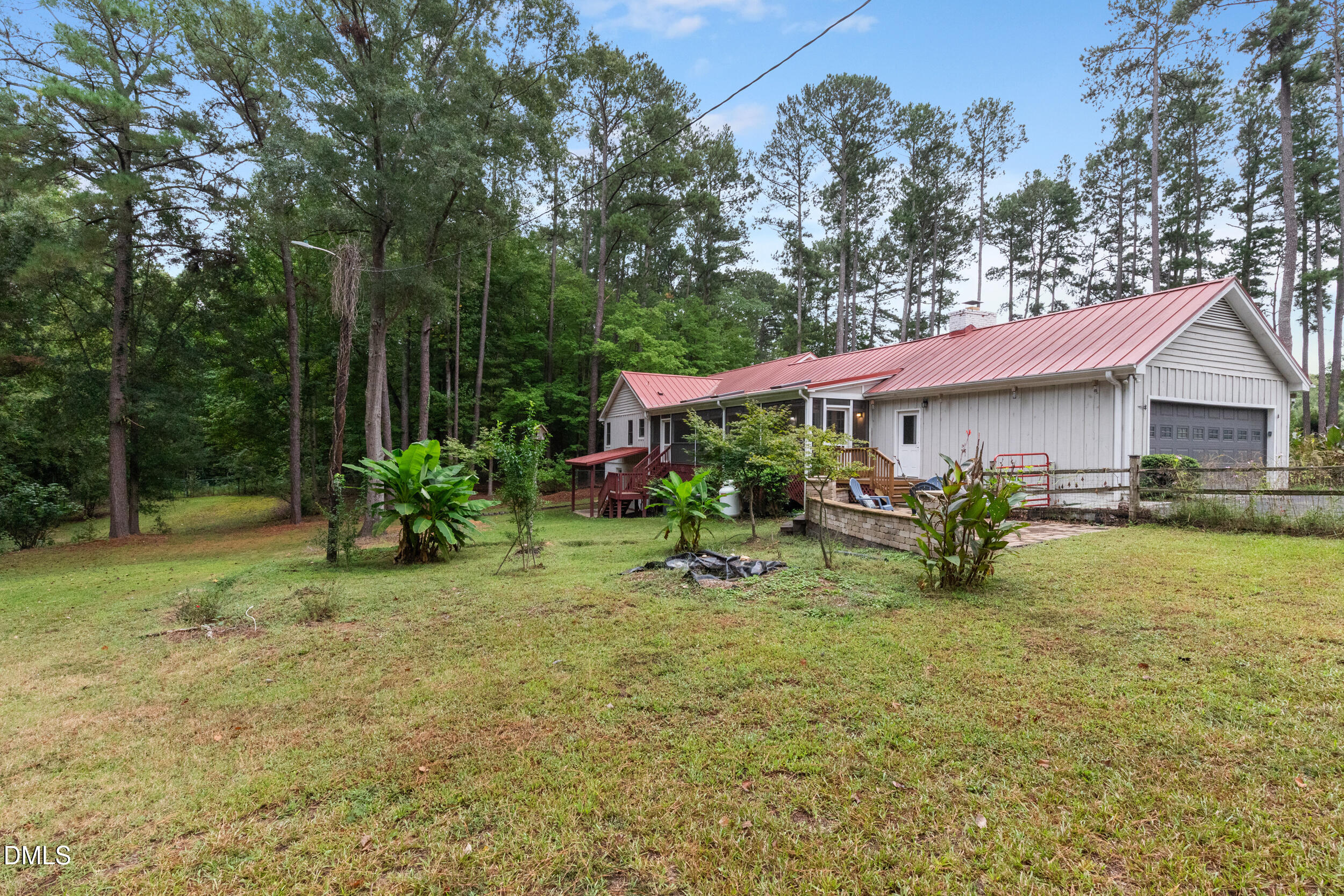 2329 Win Road Property Photo 10
