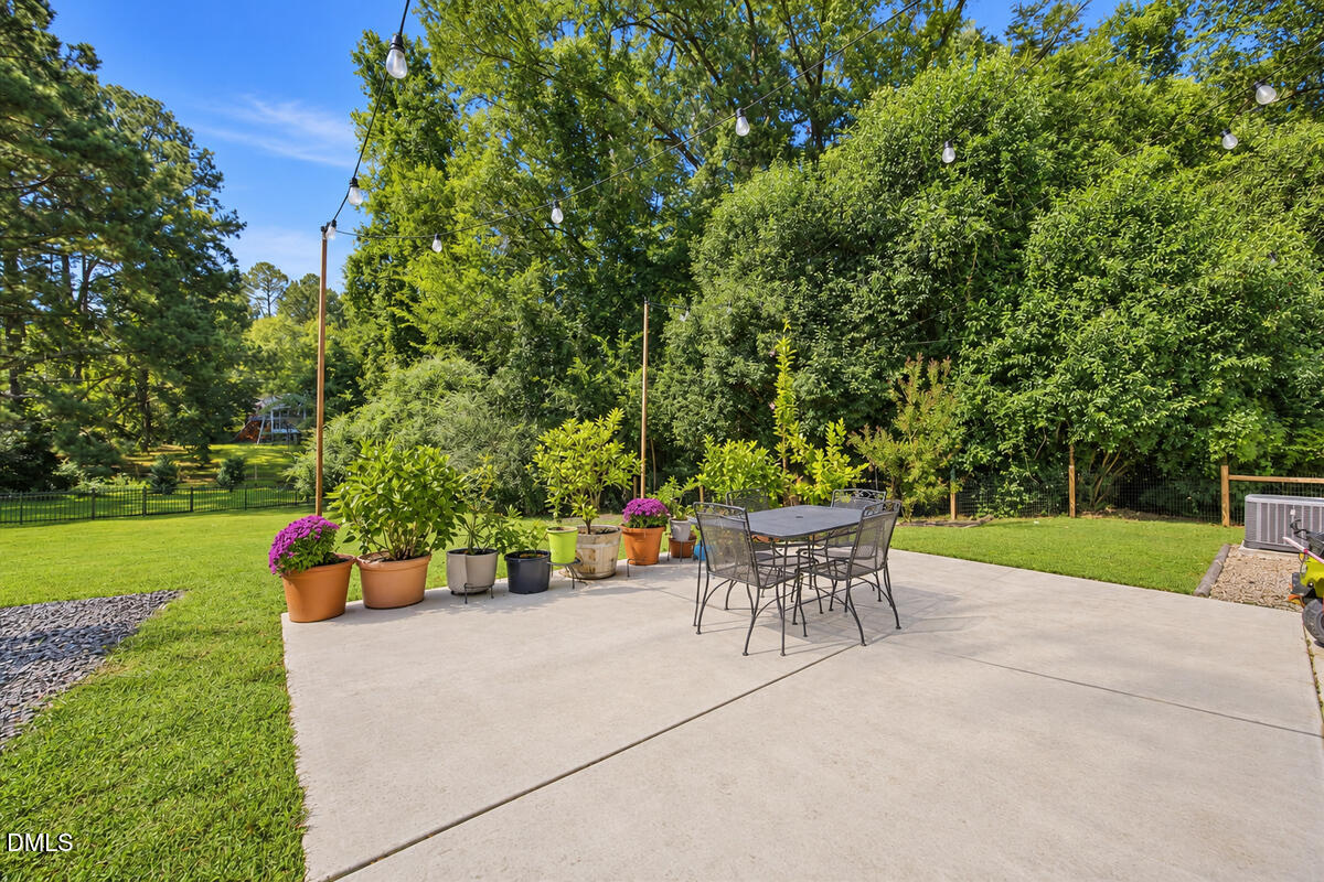 2613 W Cornwallis Road Property Photo 30