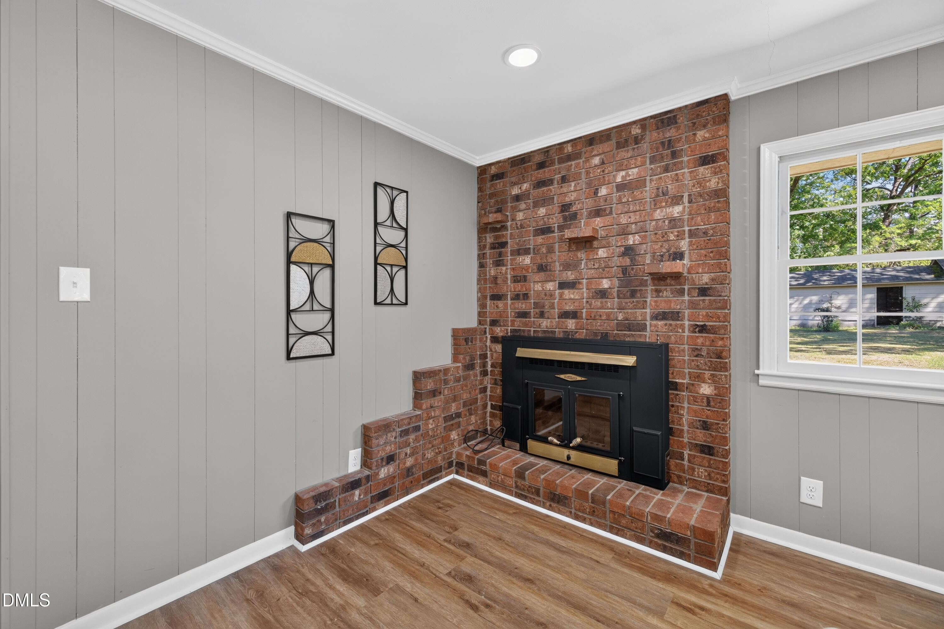 2601 Rolling Pines Avenue Property Photo 10
