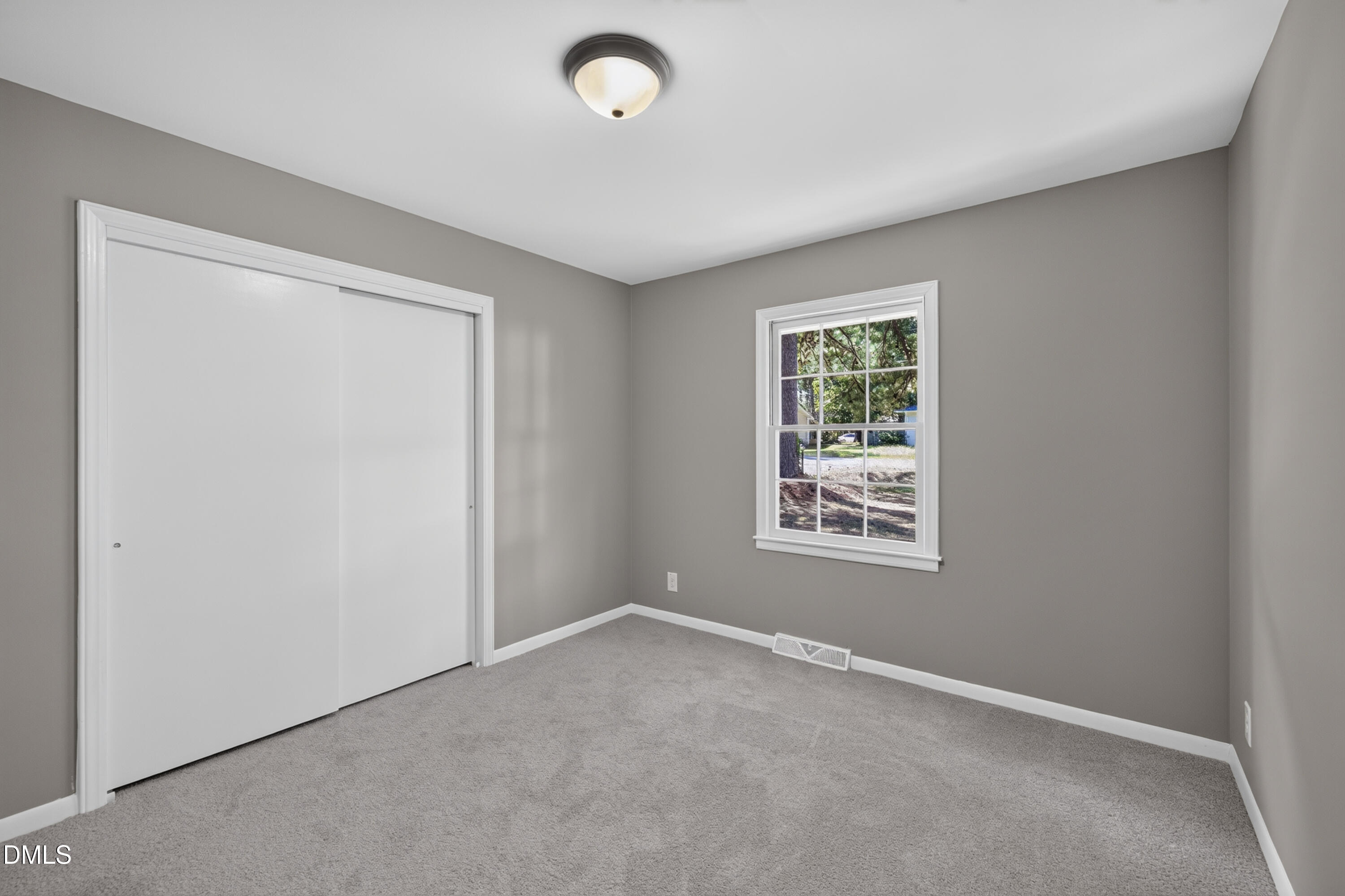2601 Rolling Pines Avenue Property Photo 23