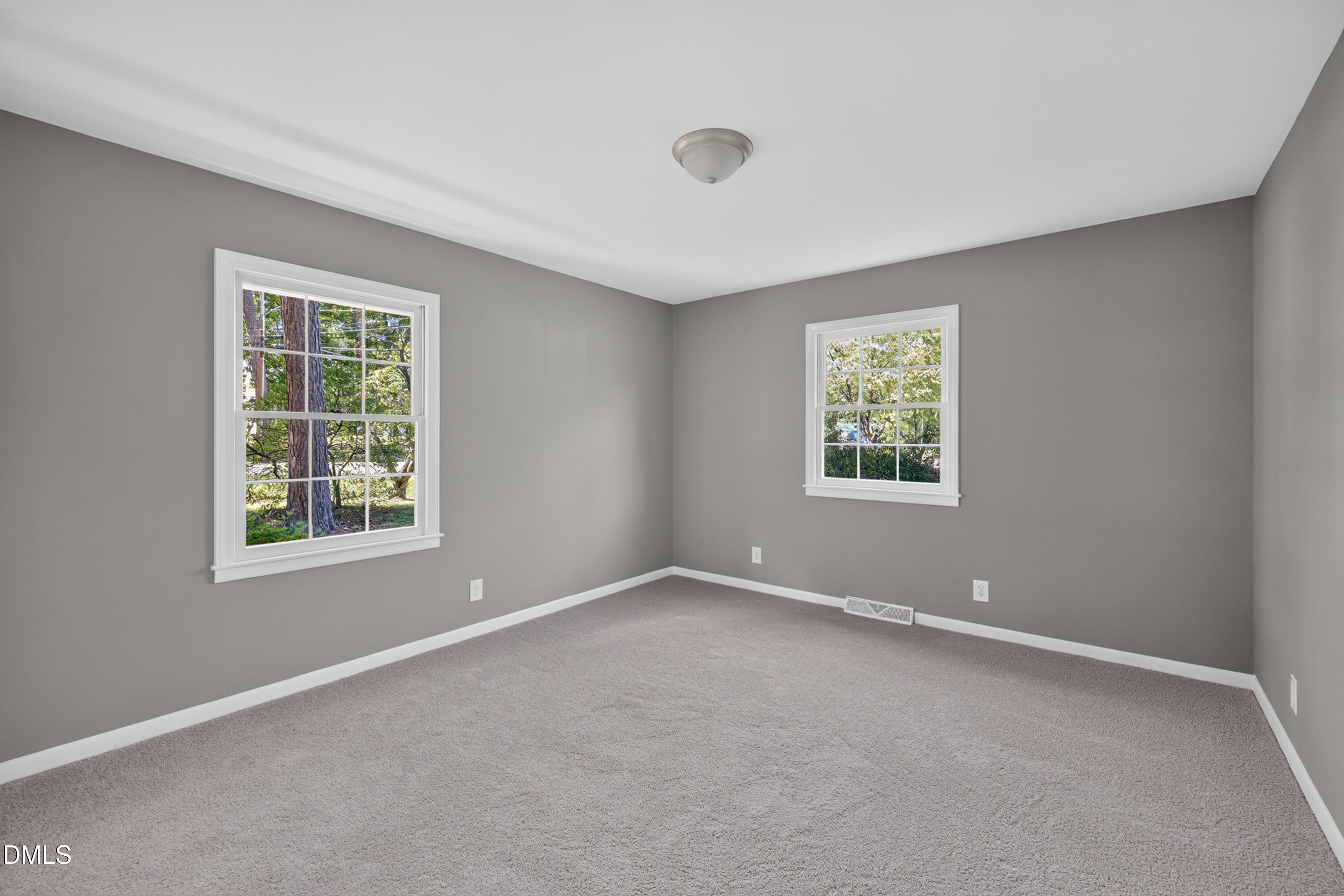 2601 Rolling Pines Avenue Property Photo 25