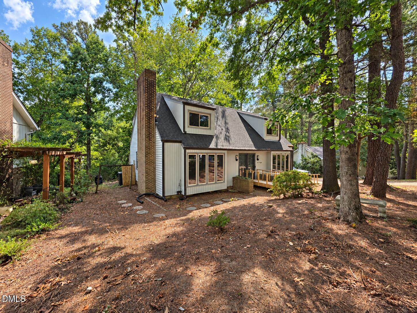 708 Dawnwood Court Property Photo 2
