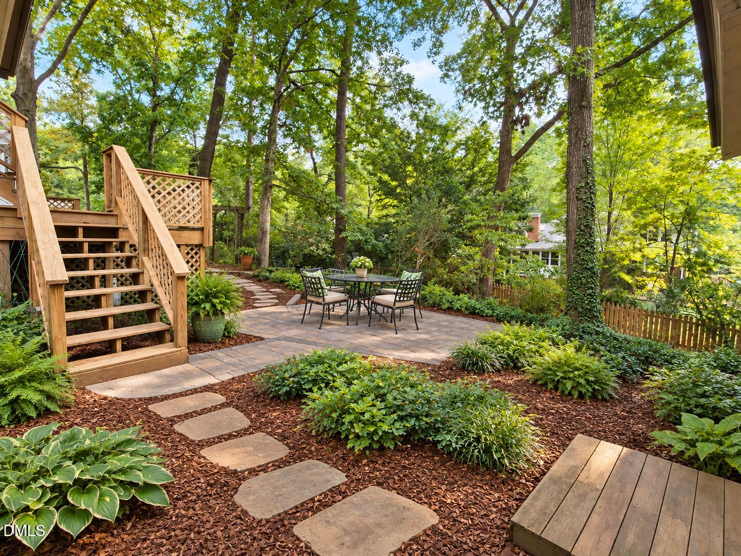 708 Dawnwood Court Property Photo 3