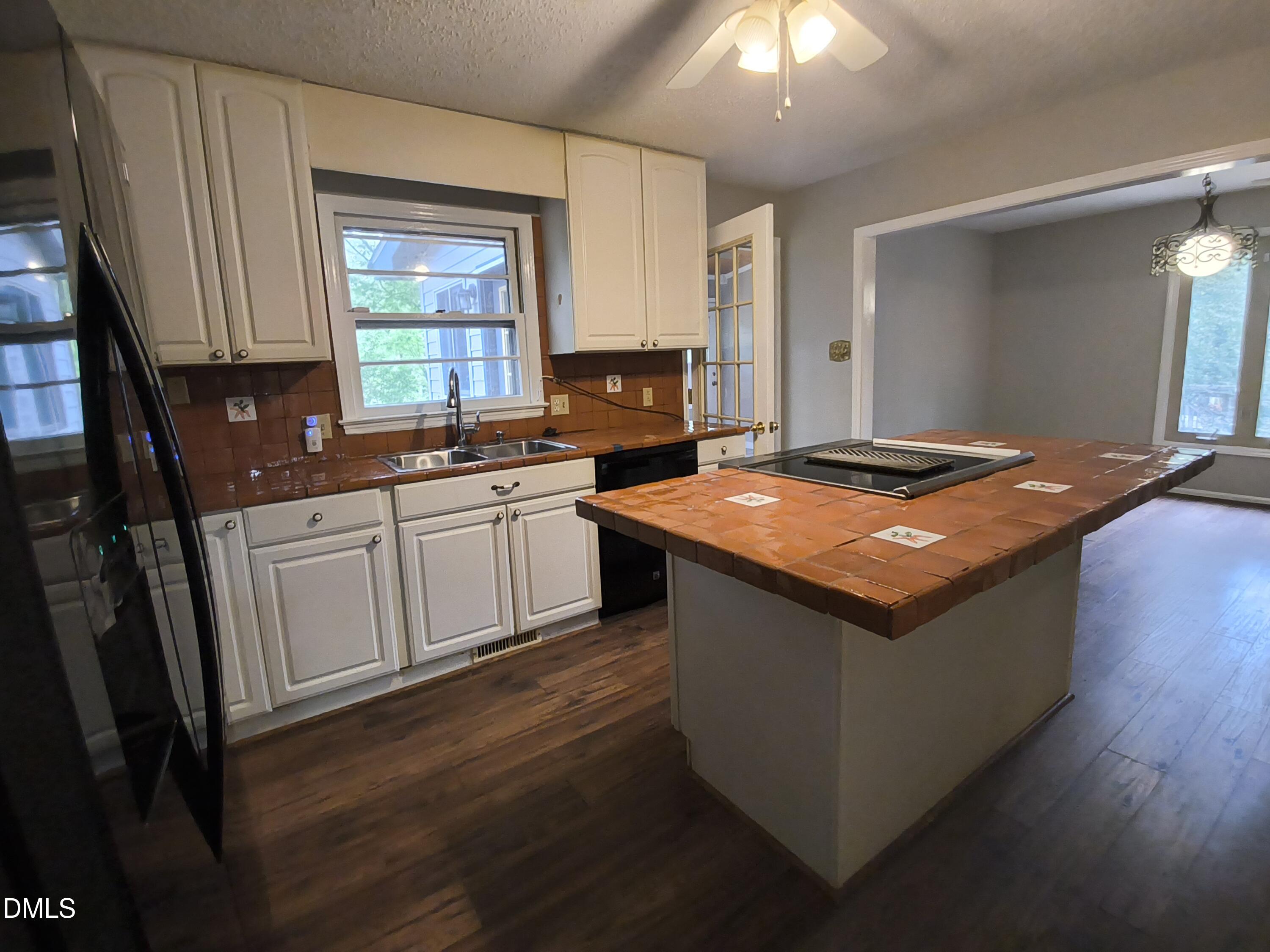 708 Dawnwood Court Property Photo 19