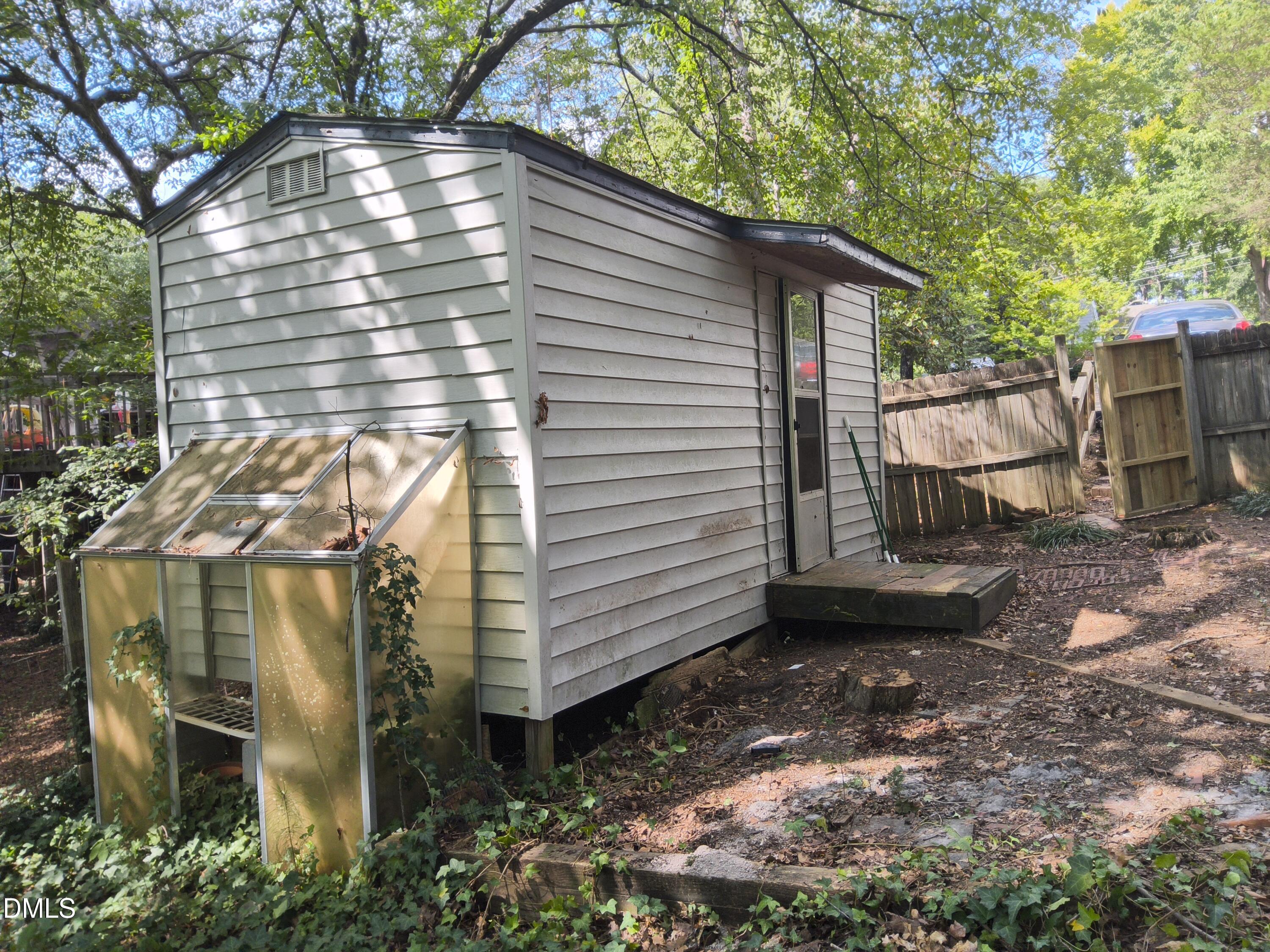 708 Dawnwood Court Property Photo 41