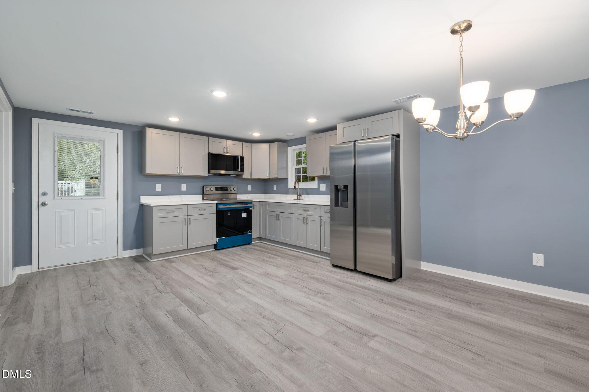 1009 2nd Avenue Property Photo 6