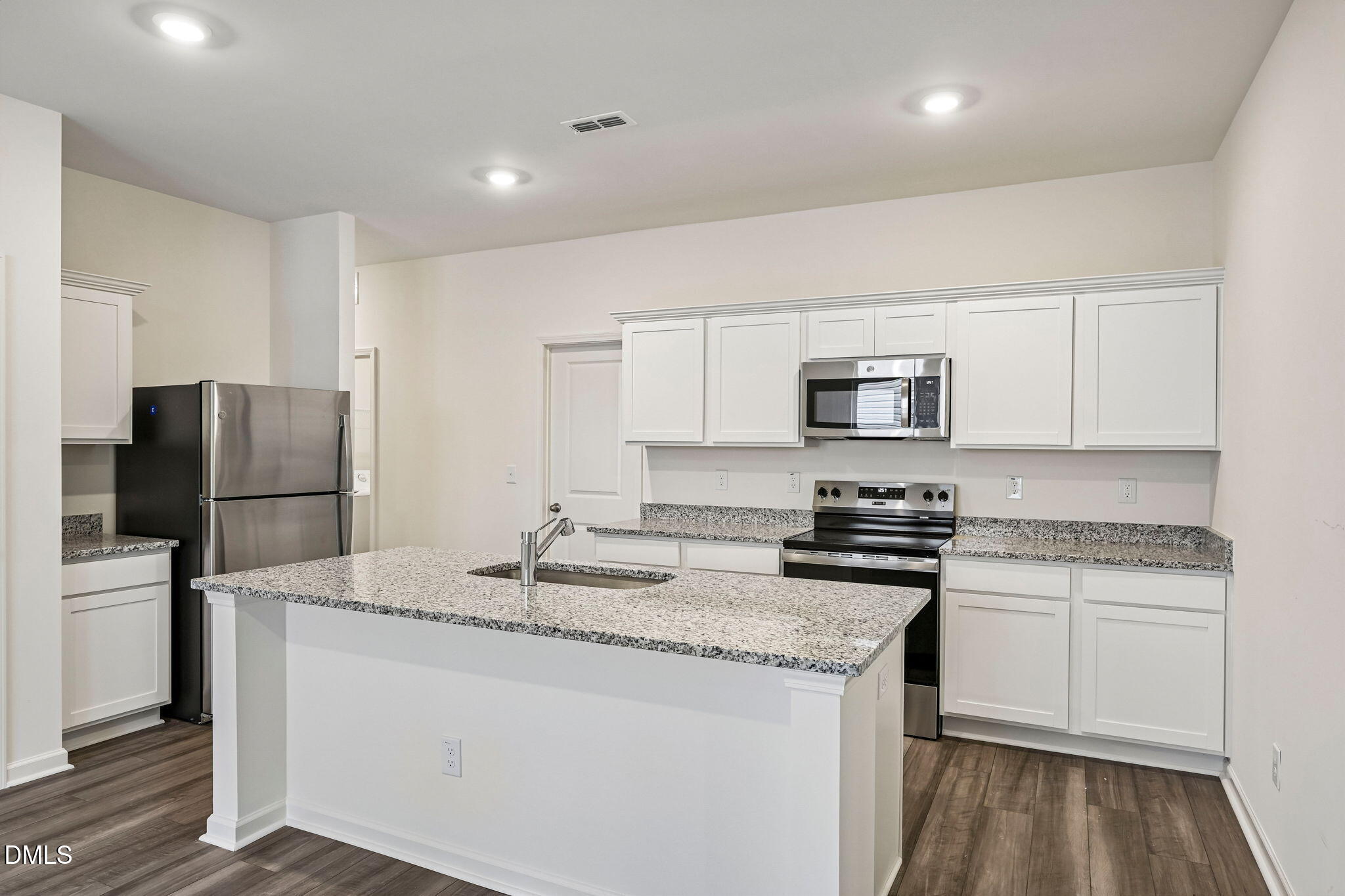 860 Hanford Lndg Drive Property Photo 13