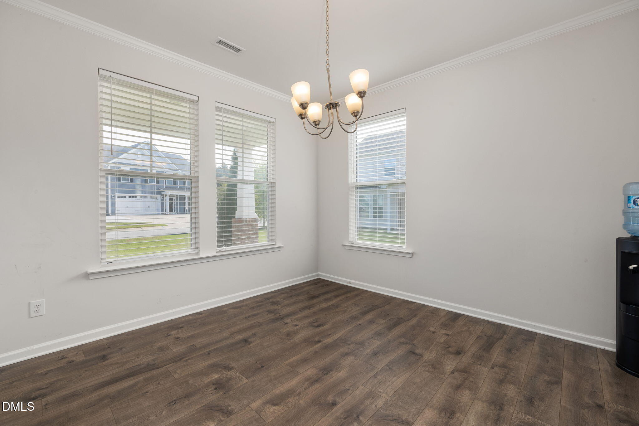 376 Streamliner Boulevard Property Photo 18