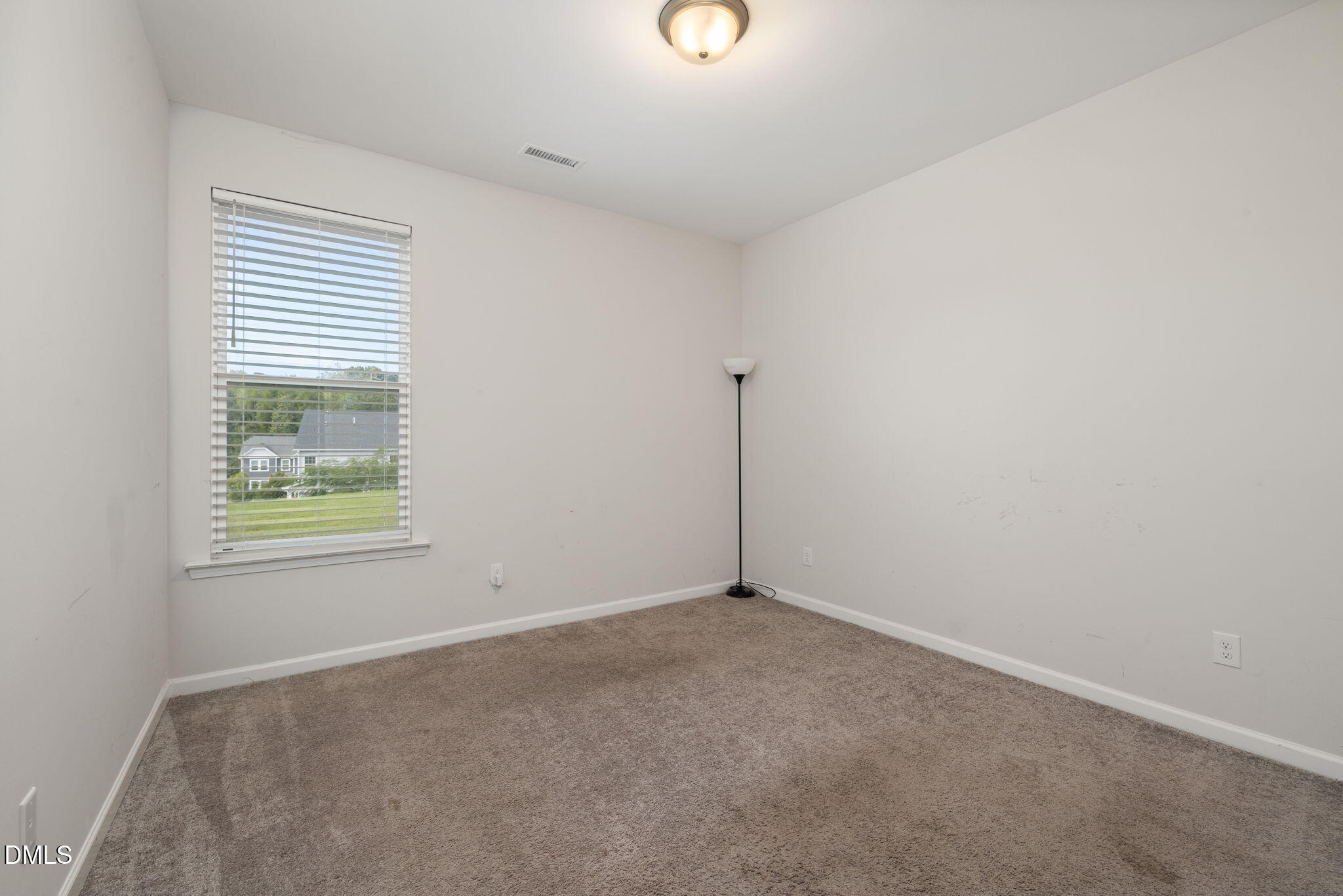 376 Streamliner Boulevard Property Photo 22