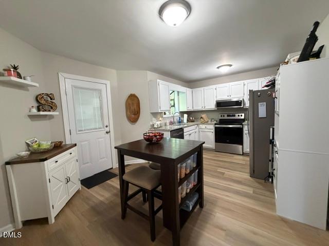111 Fox Run Property Photo 8