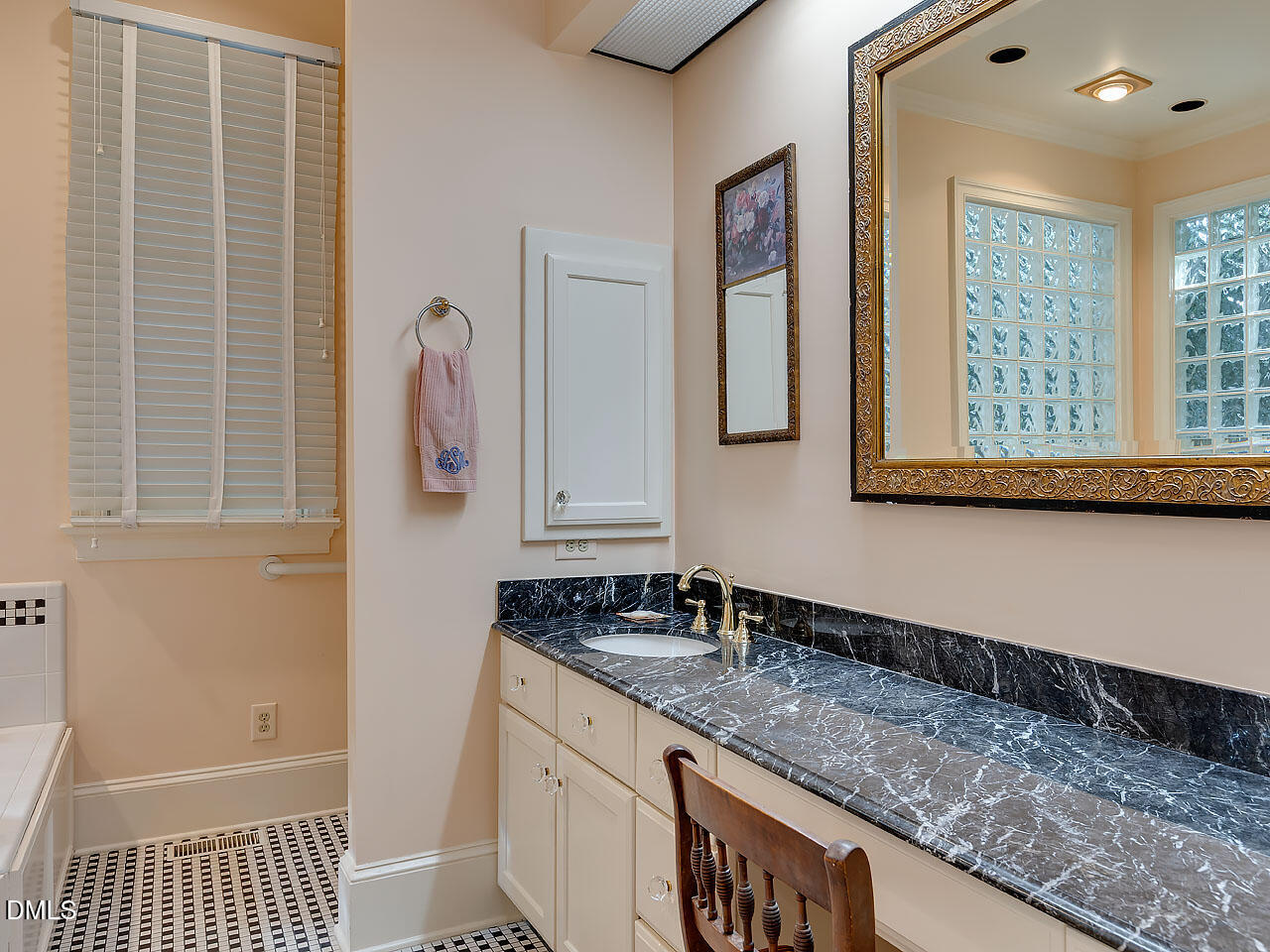 2845 Claremont Road Property Photo 35