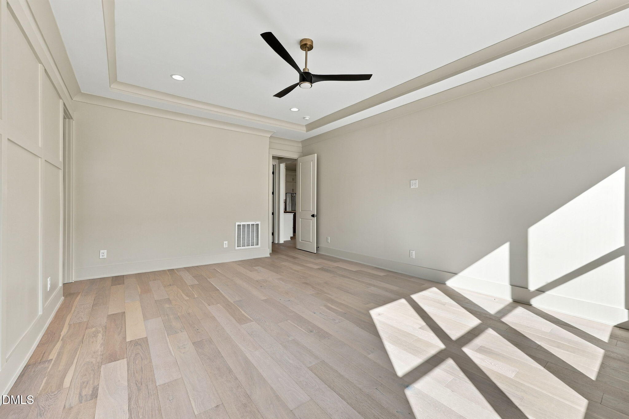 2432 Rosslare Mews Lane Property Photo 16