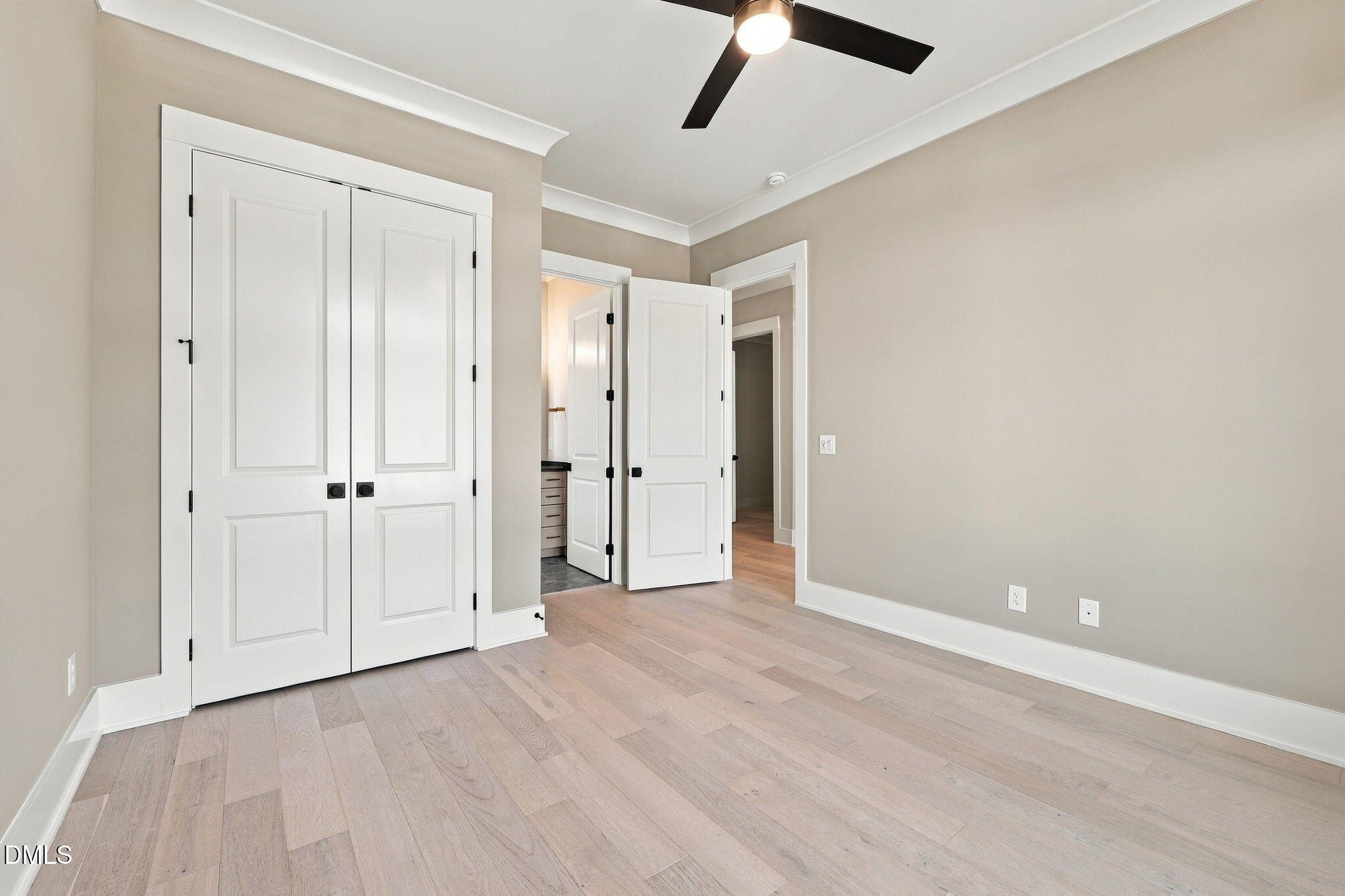 2432 Rosslare Mews Lane Property Photo 26