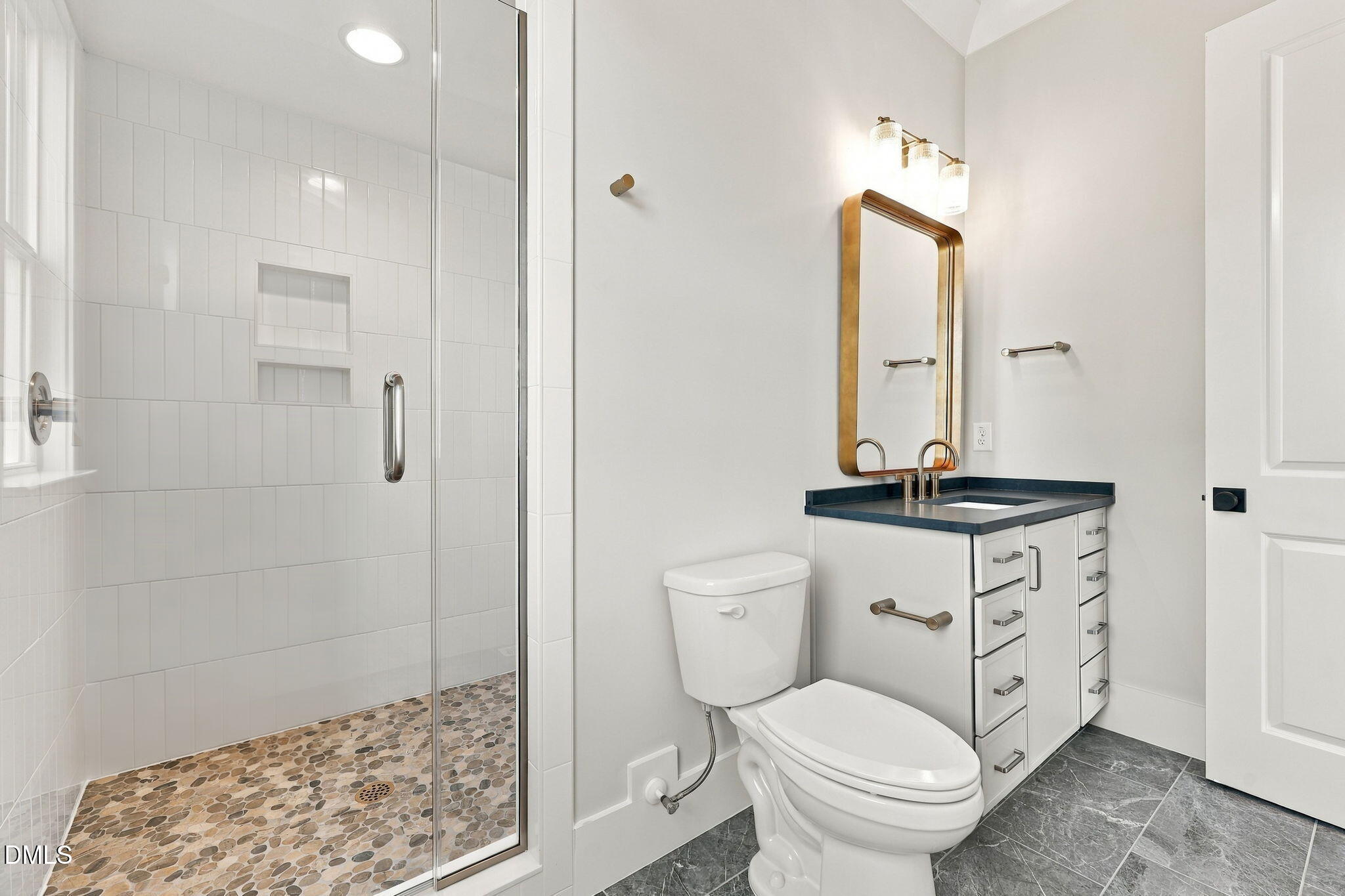 2432 Rosslare Mews Lane Property Photo 27