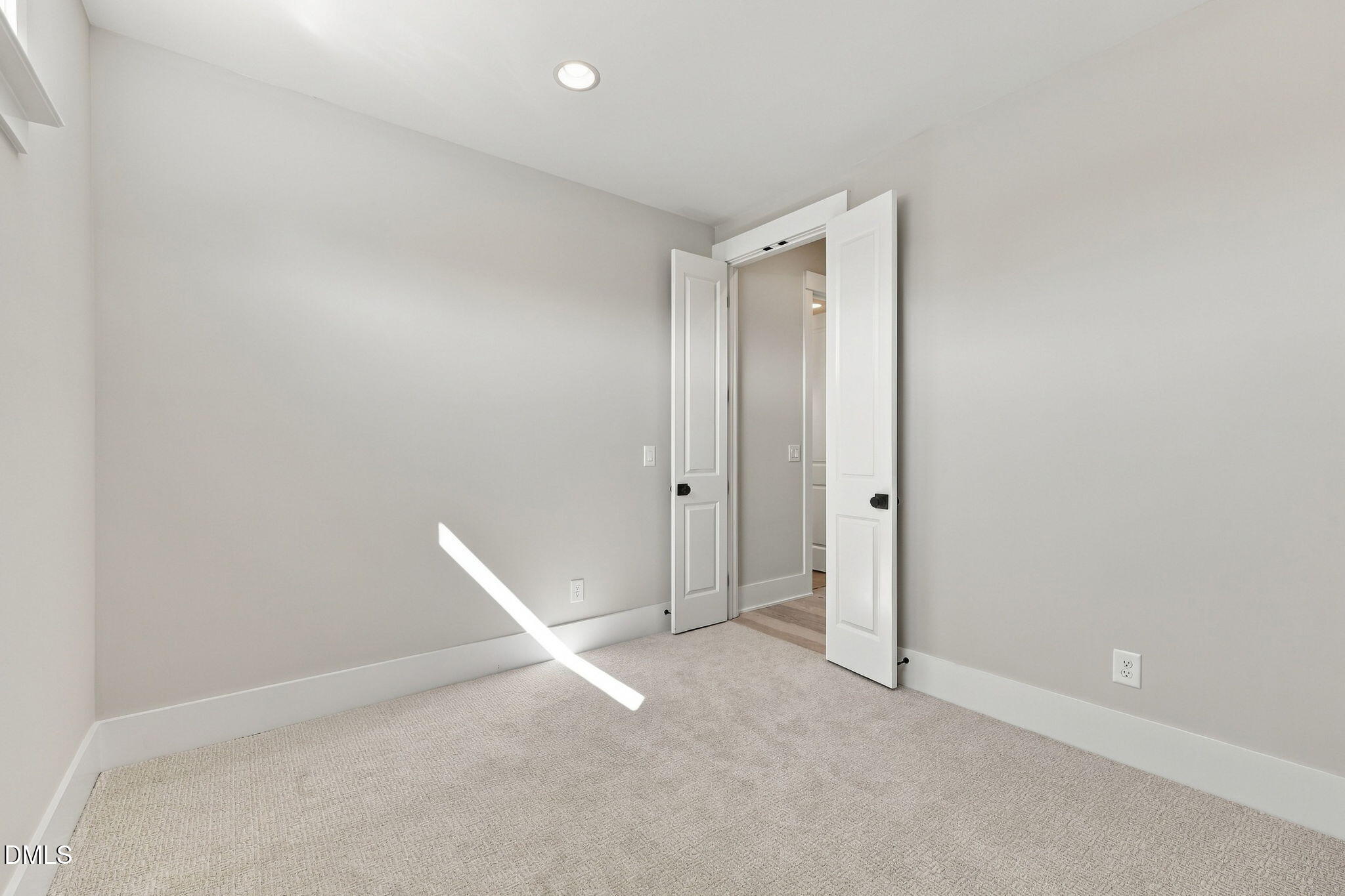 2432 Rosslare Mews Lane Property Photo 32