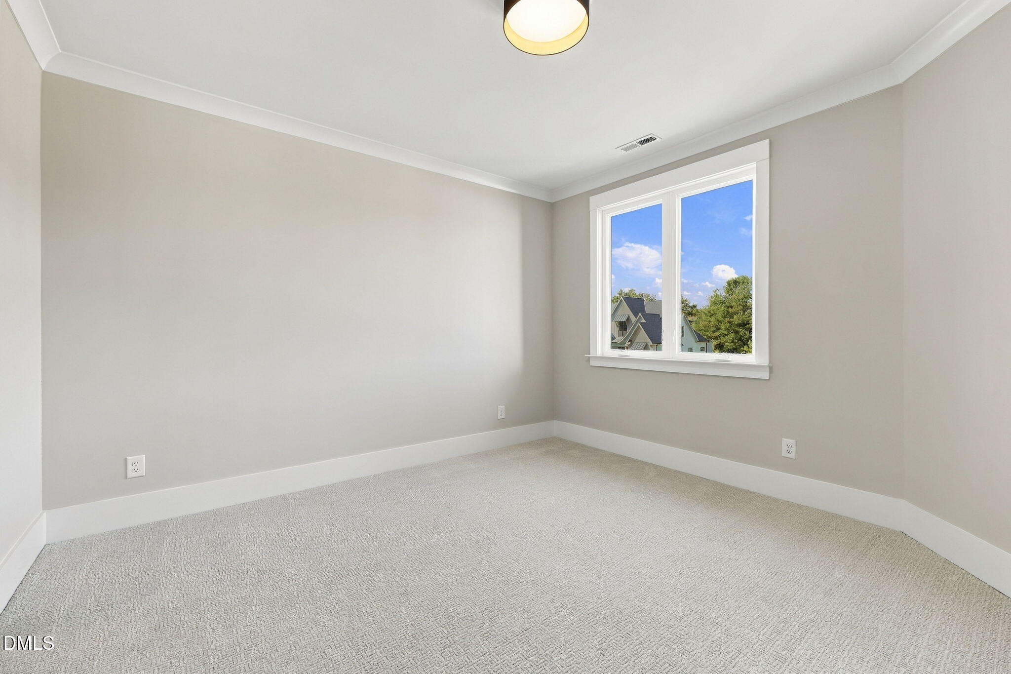 2432 Rosslare Mews Lane Property Photo 35