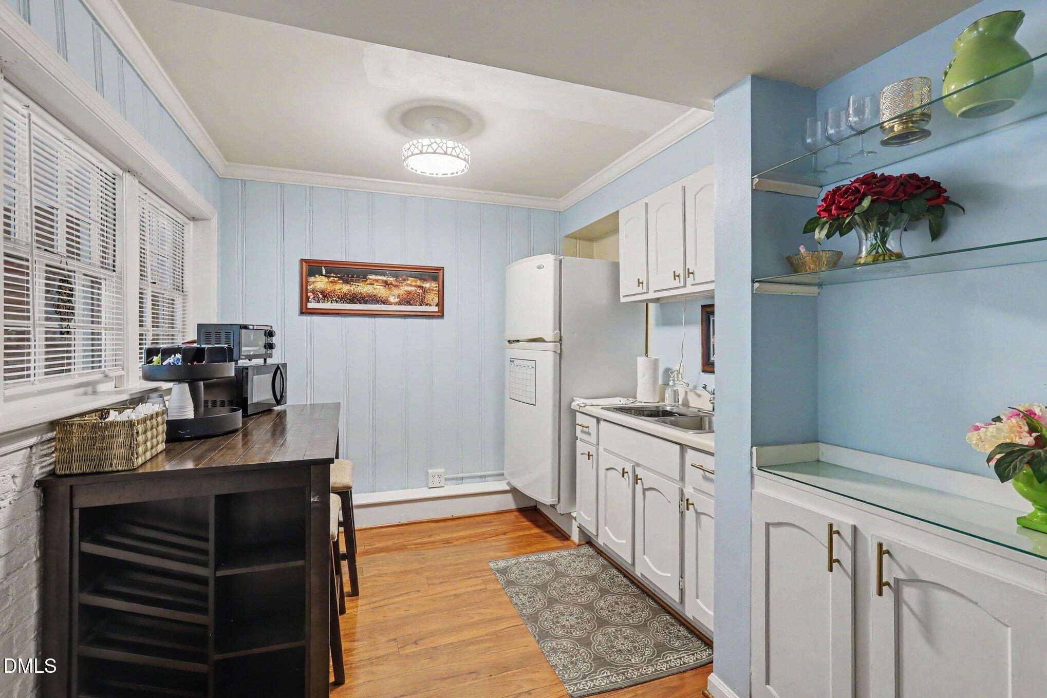 4105 Yadkin Drive Property Photo 16