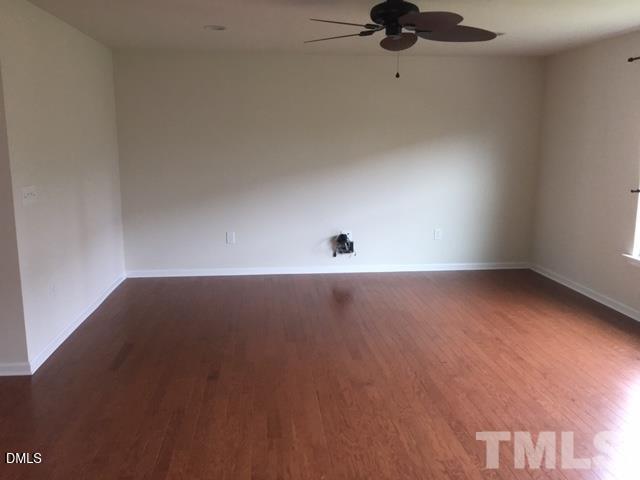 2505 Averon Drive Property Photo 3