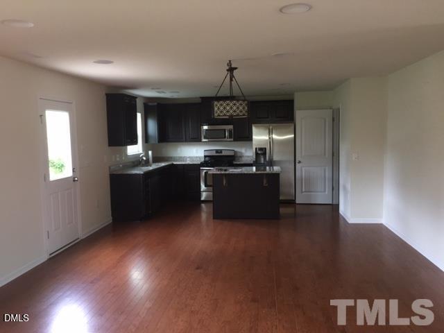 2505 Averon Drive Property Photo 5