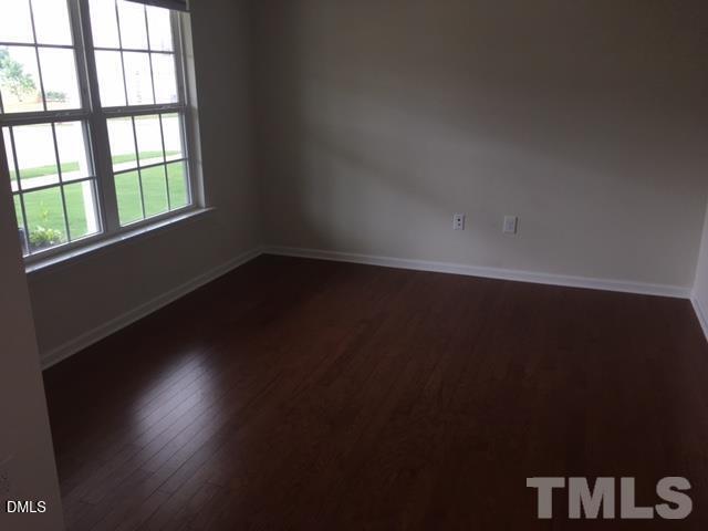 2505 Averon Drive Property Photo 7
