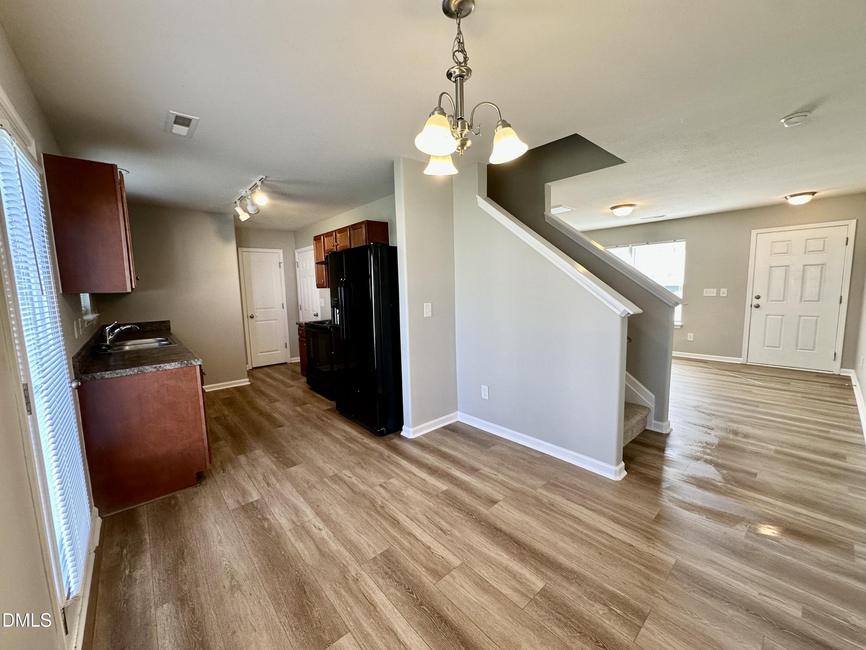 4773 Queen Pierrette Street Property Photo 7