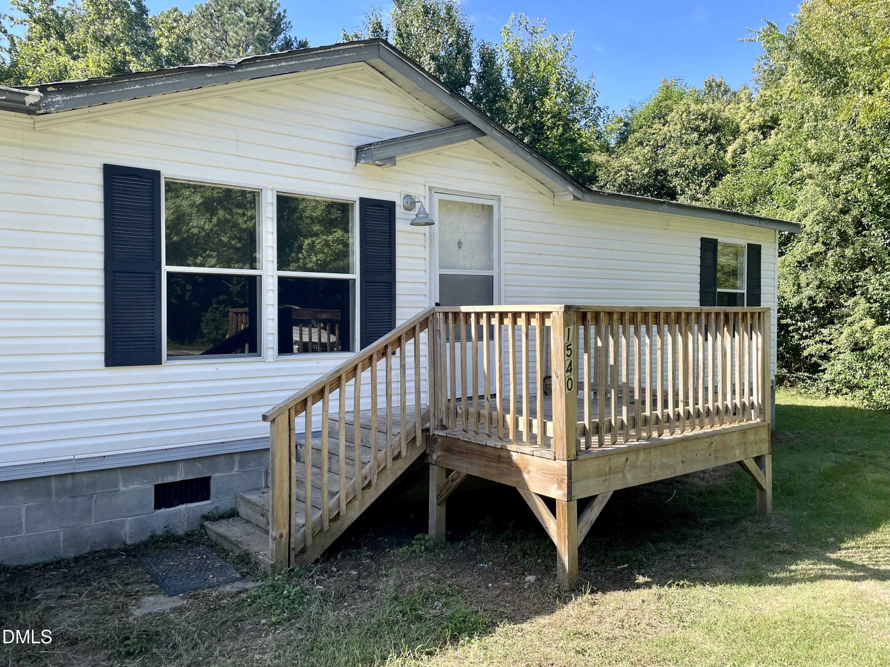 1540 Bobbitt Drive Property Photo 3