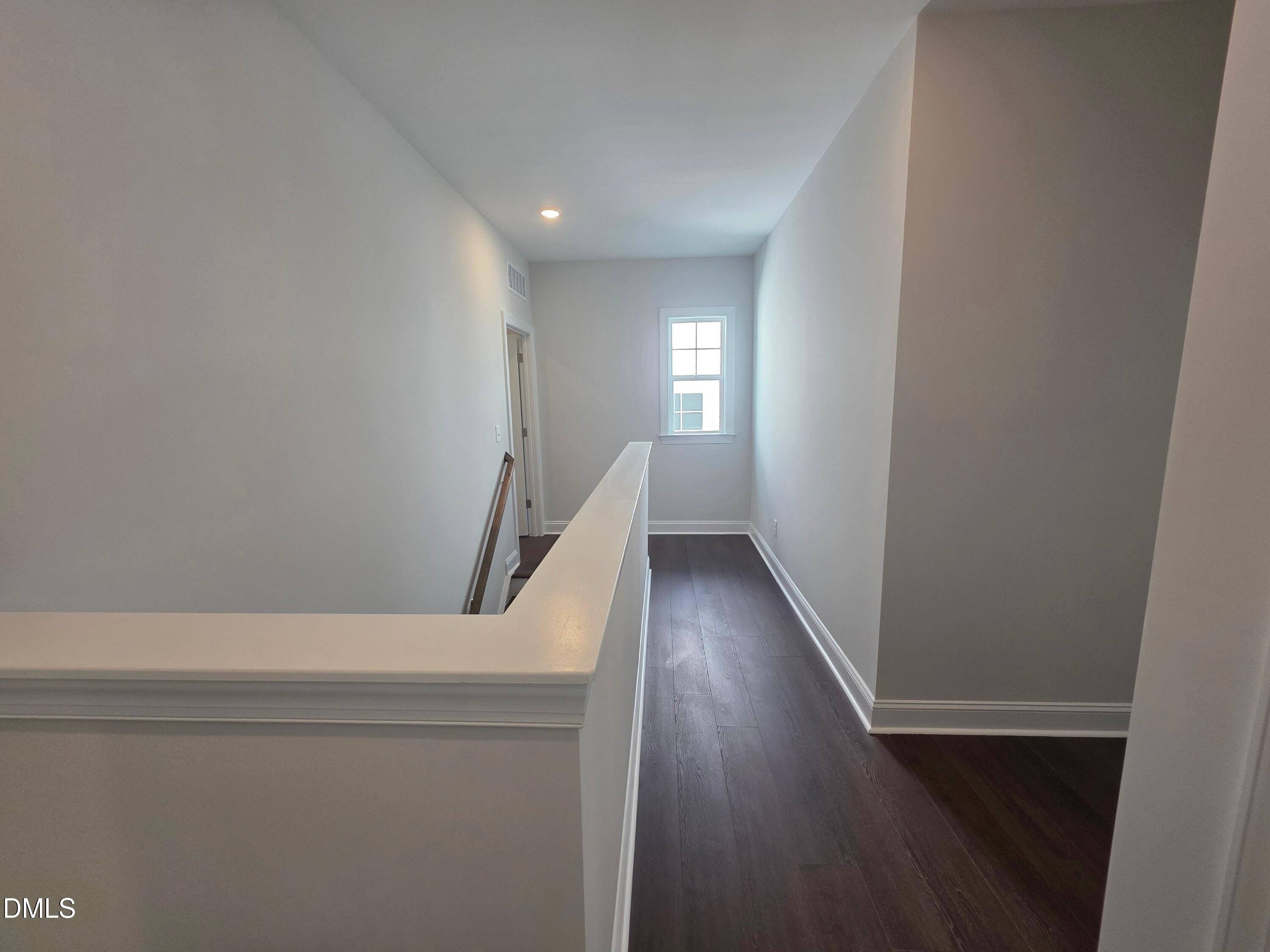 520 Everglow Lane Property Photo 12