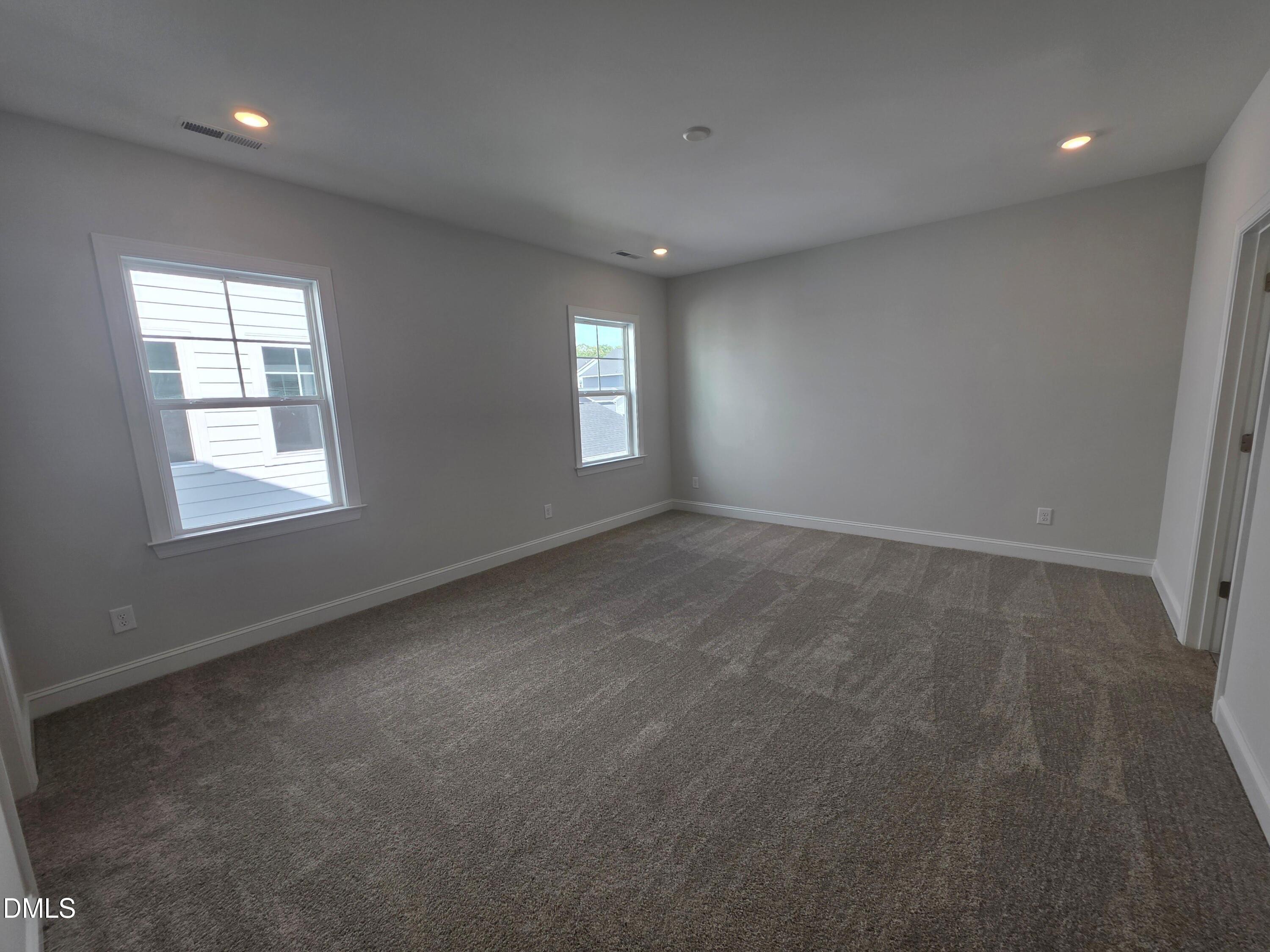 520 Everglow Lane Property Photo 13