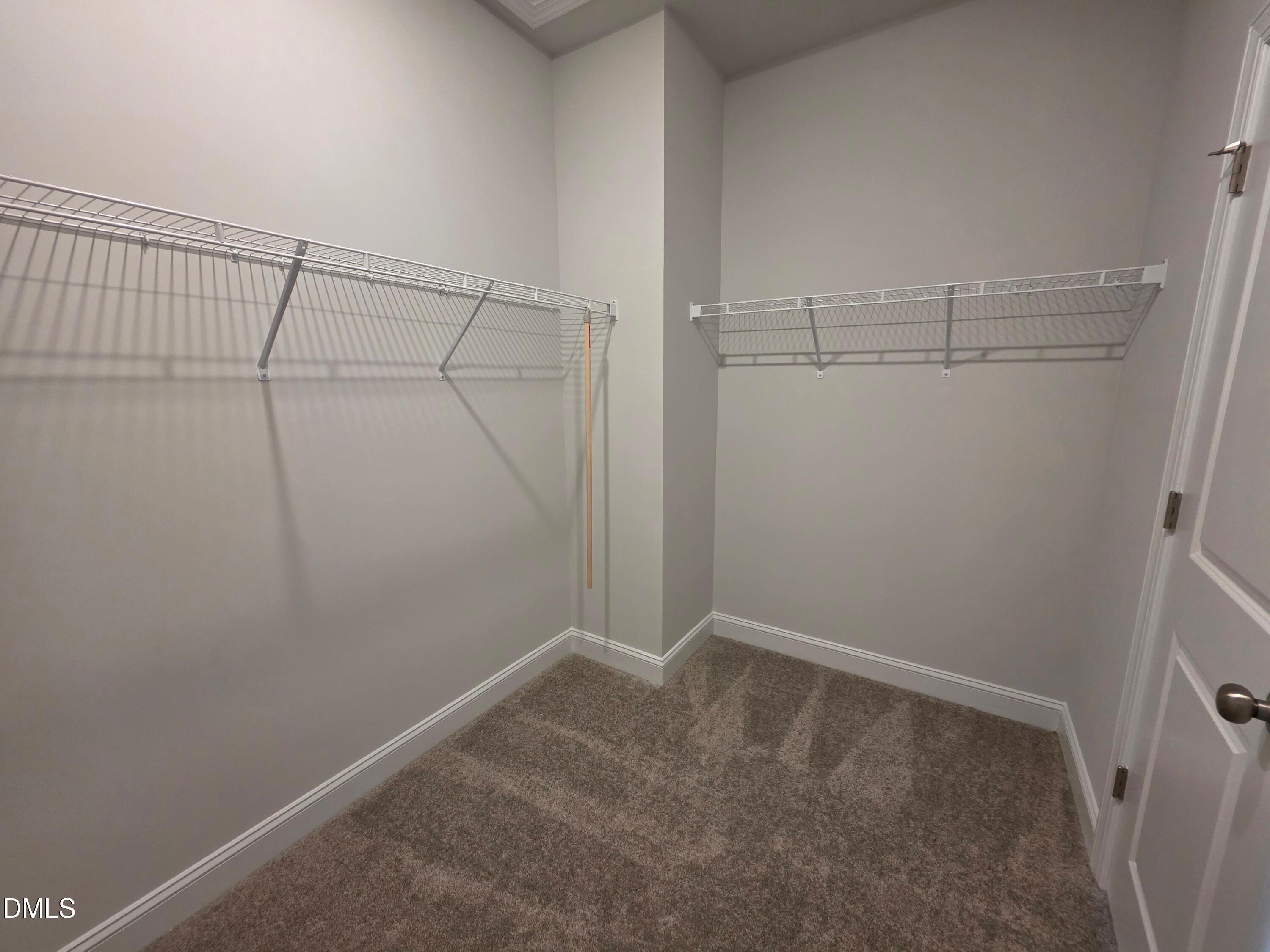 520 Everglow Lane Property Photo 14