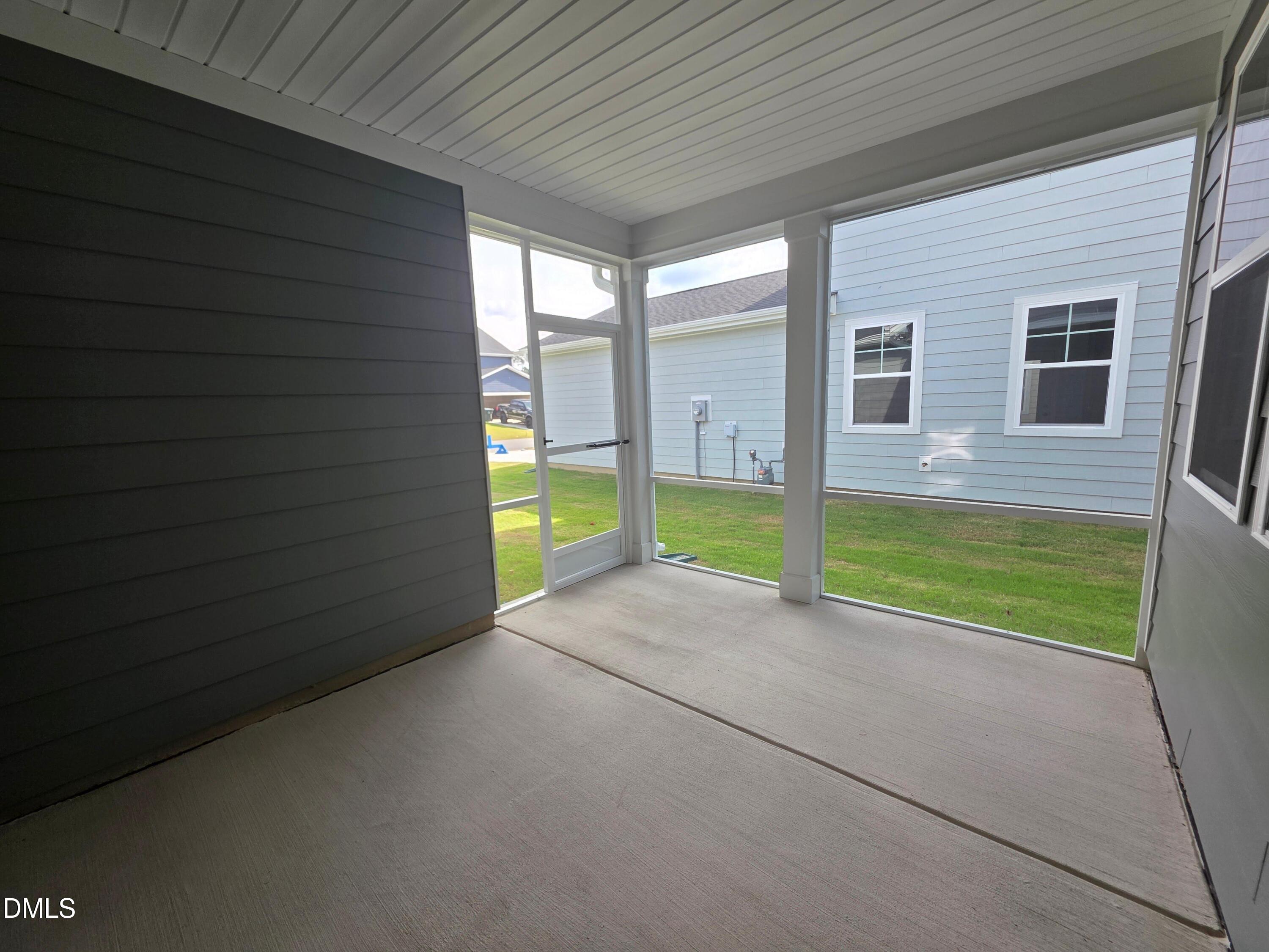 520 Everglow Lane Property Photo 31
