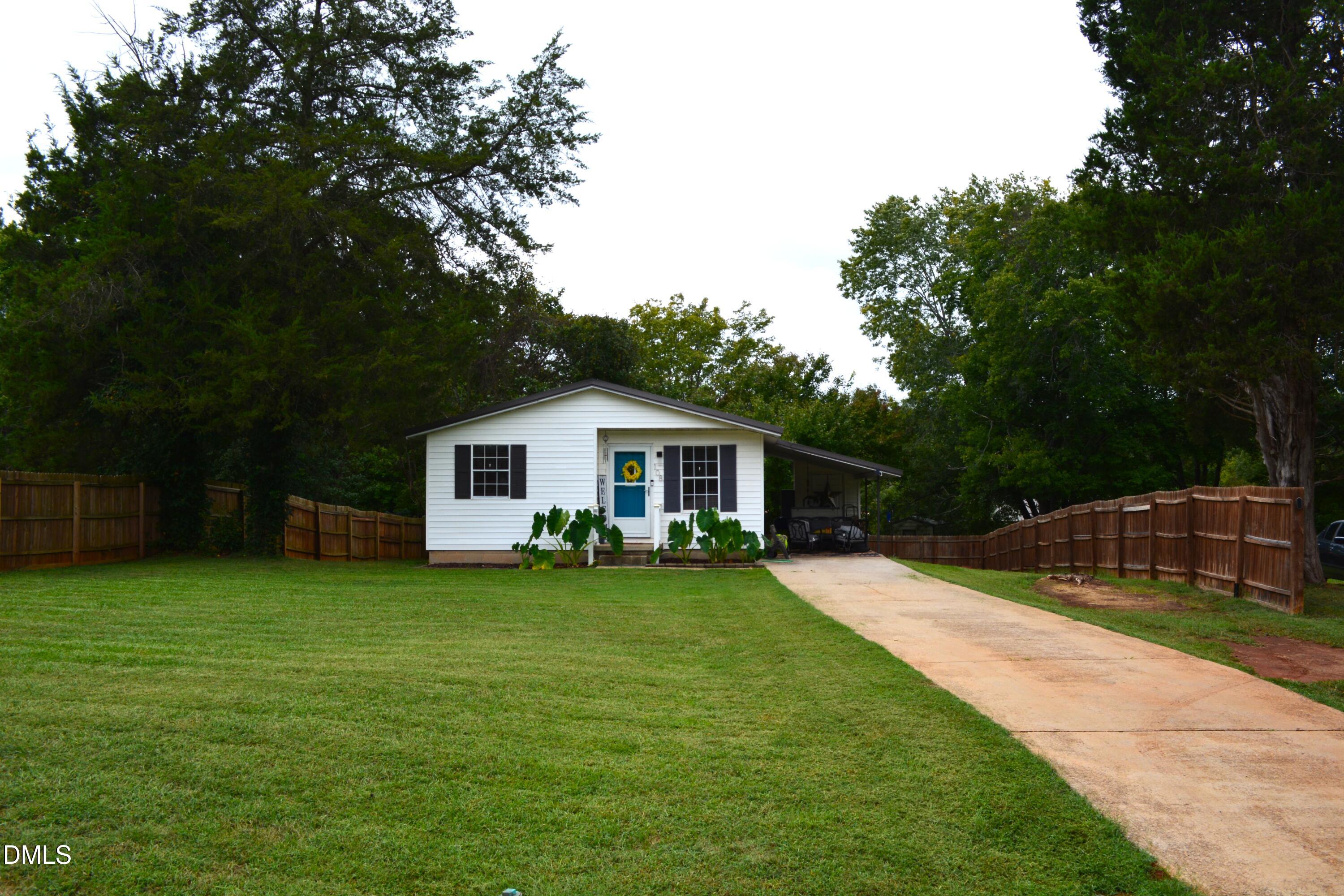 108 Scott Circle Property Photo 16