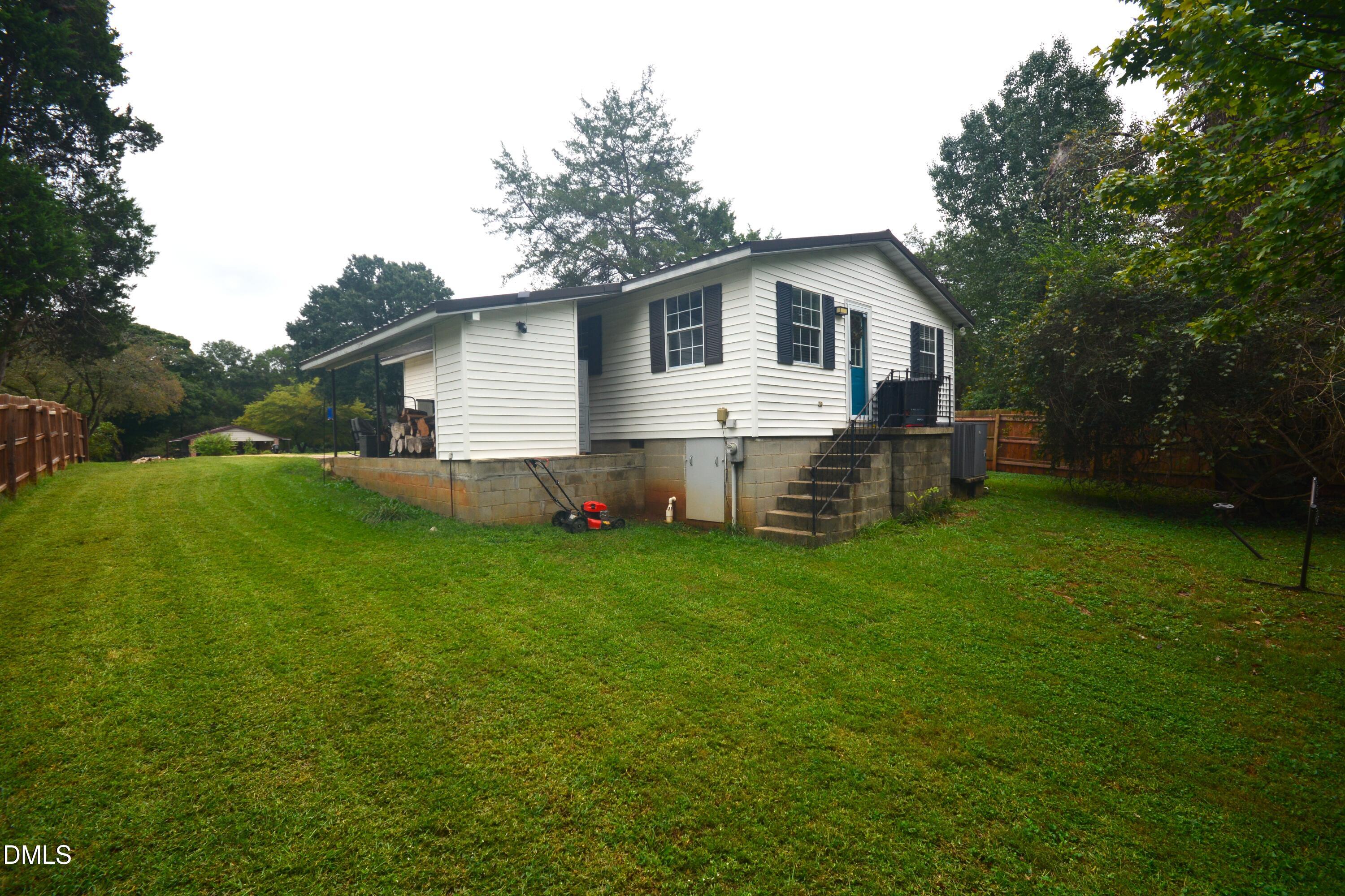 108 Scott Circle Property Photo 17